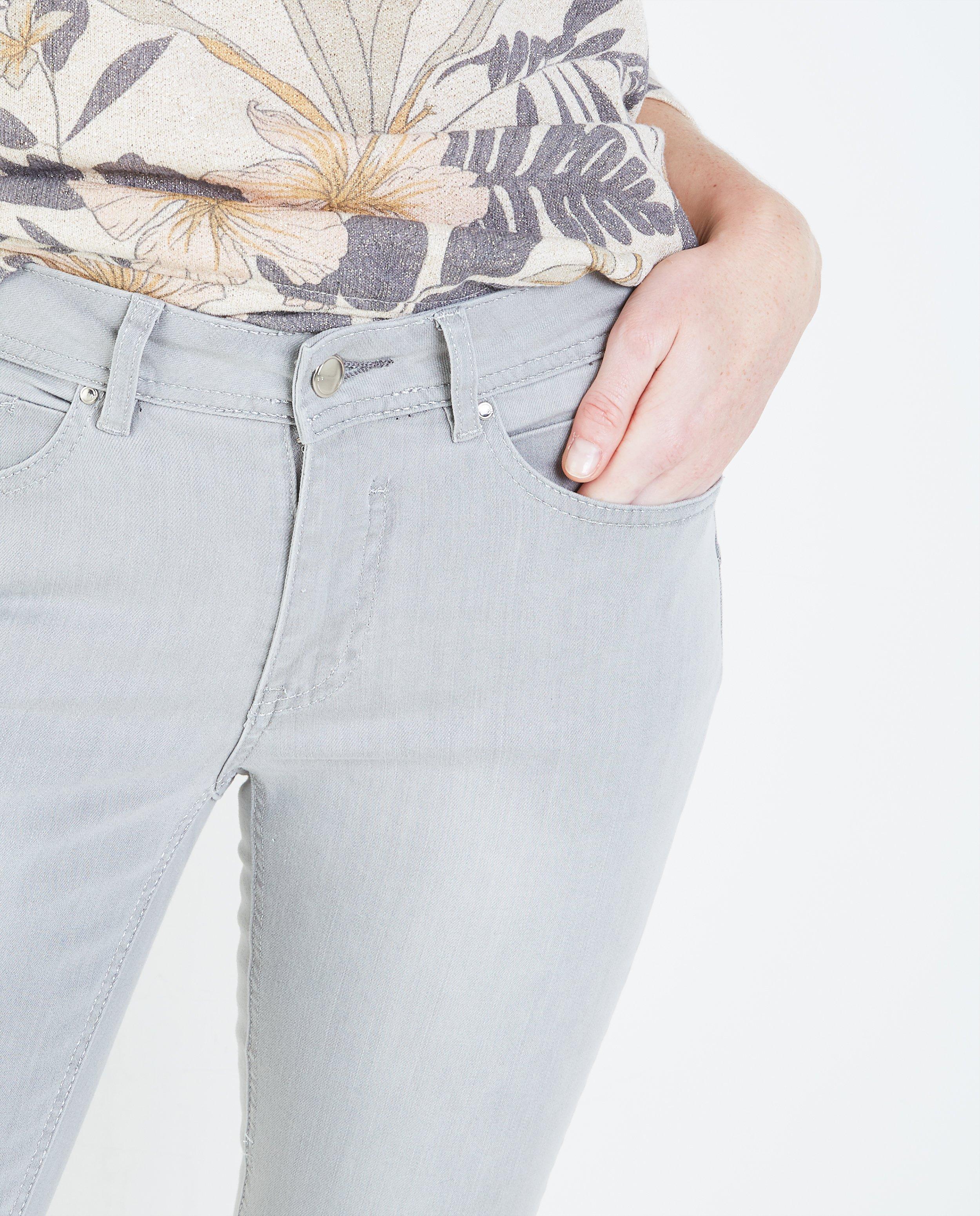 Grijze broek met rechte pijpen L34 - Product Detail - lichtgrijs - afbeelding nummer 4