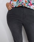 Jeans - Grijze jeans met rechte pijpen