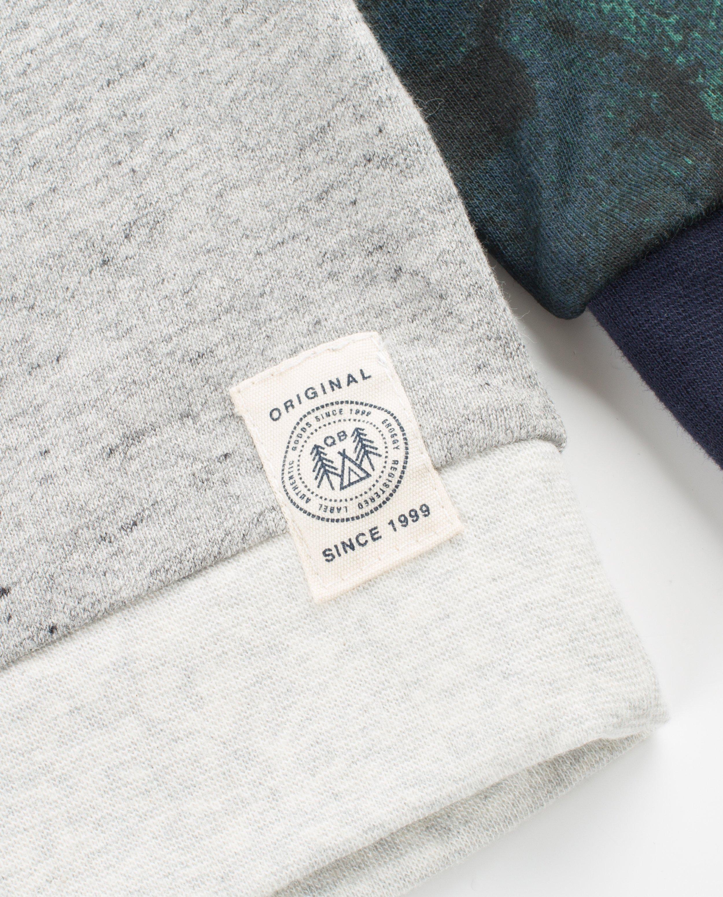 Sweaters - Sweater met bedrukte mouwen