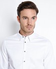 Hemden - Wit hemd met zwarte knoopjes