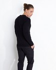 Truien - Zwarte trui met kleine V-hals