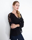 Hemden - Zwarte crêpe blouse met bloemenpatches