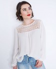Chemises - Roomwitte blouse met haakwerk 