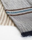 Breigoed - Beige sjaal met strepenpatroon