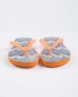 Chaussures - Tongs orange avec un motif zigzag