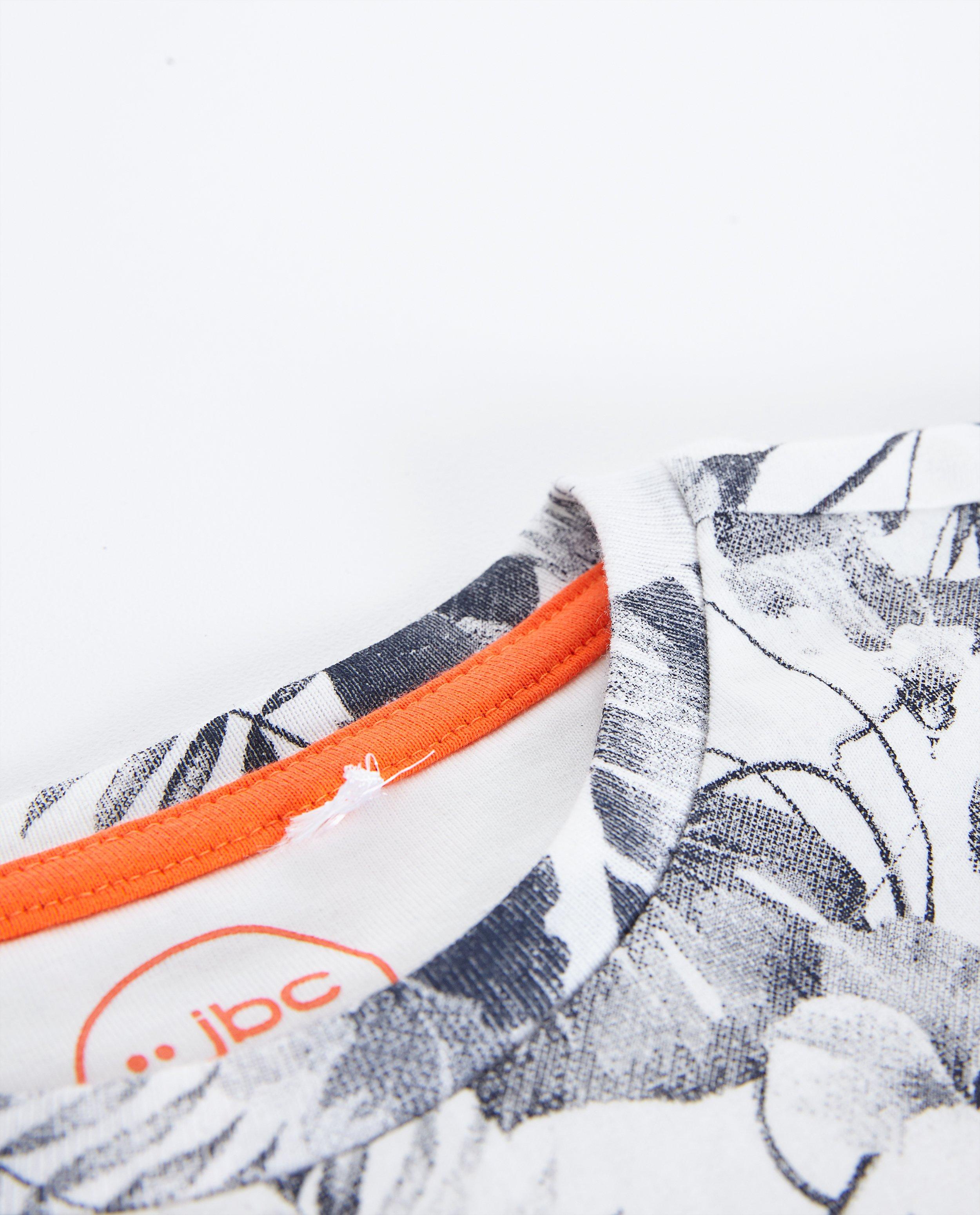 T-shirts - Wit T-shirt met tropische print