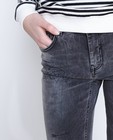 Jeans - Grijze jeans met print + patches