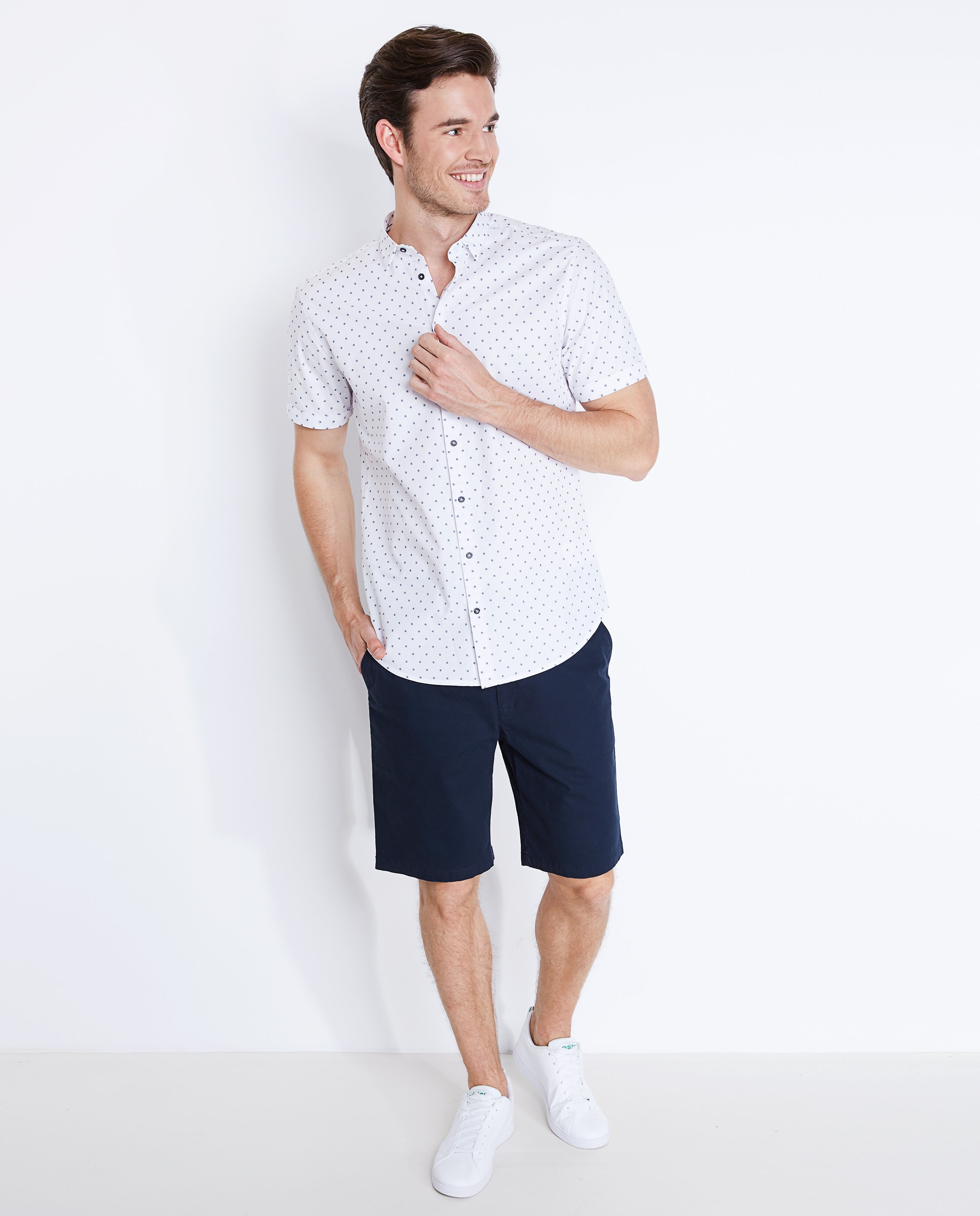 Chemises - Slim fit hemd met geborduurde print