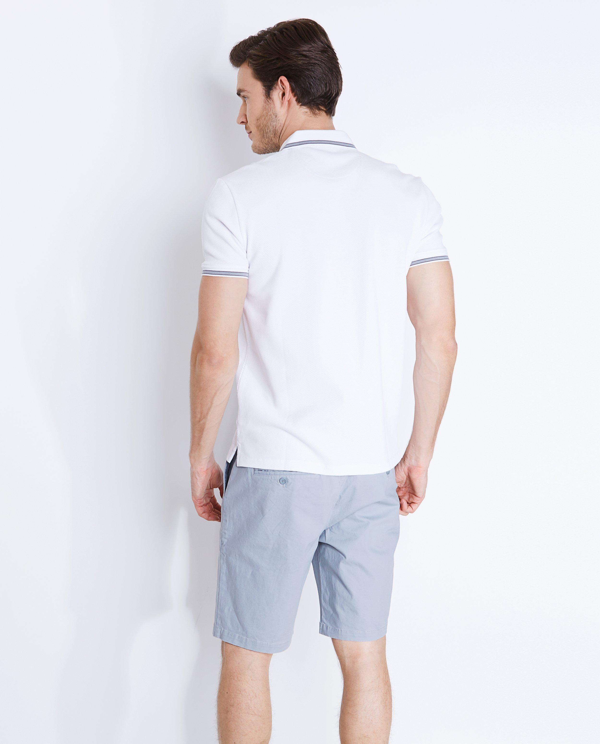 Witte polo met reli&euml;fpatroon - Product Detail - wit - afbeelding nummer 3