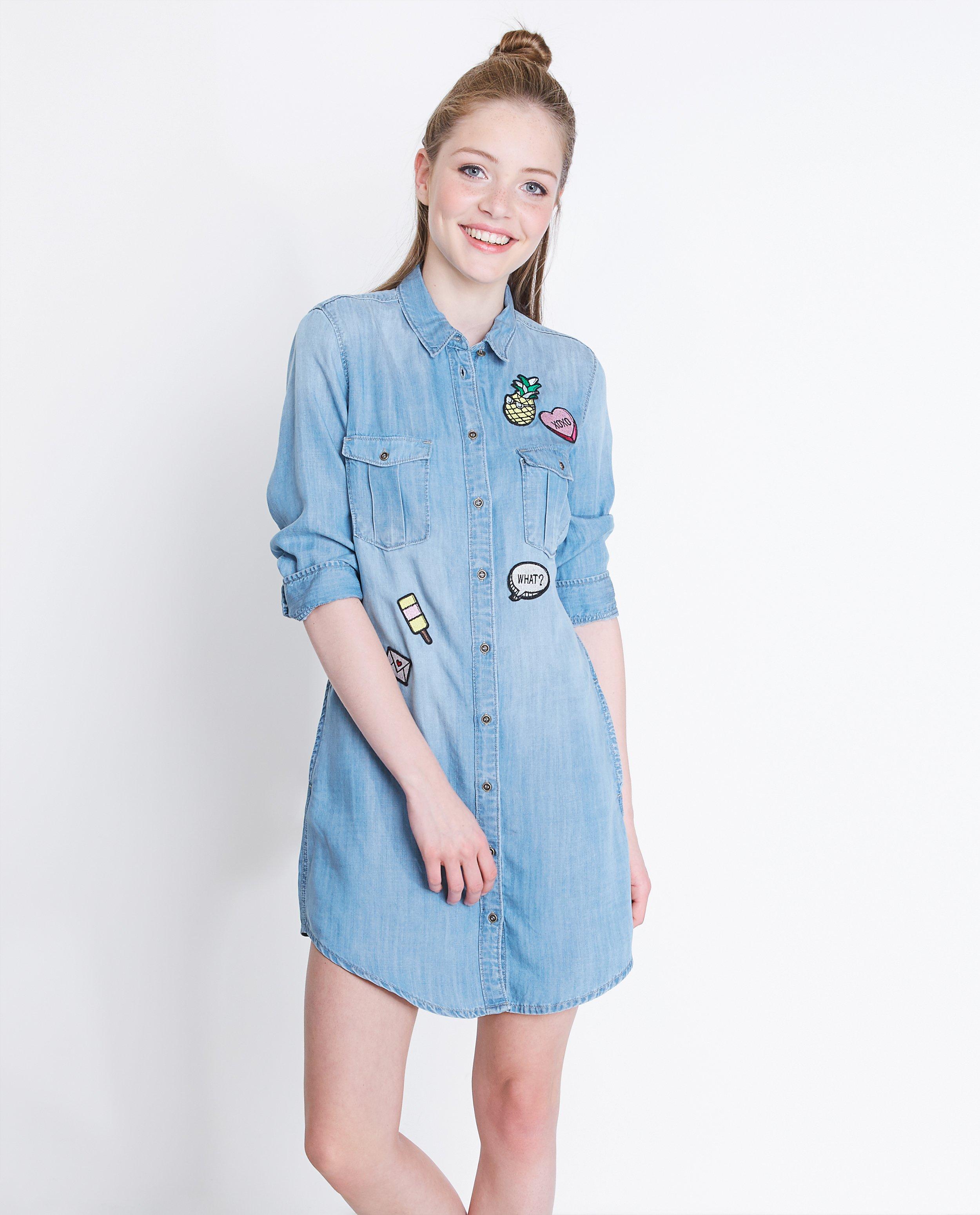 Jeansjurk met patches  - null - Groggy