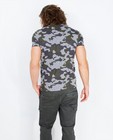 T-shirts - Grijs T-shirt met camouflageprint