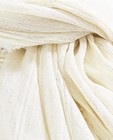 Bonneterie - Écharpe couleur sable avec fil métallisé.