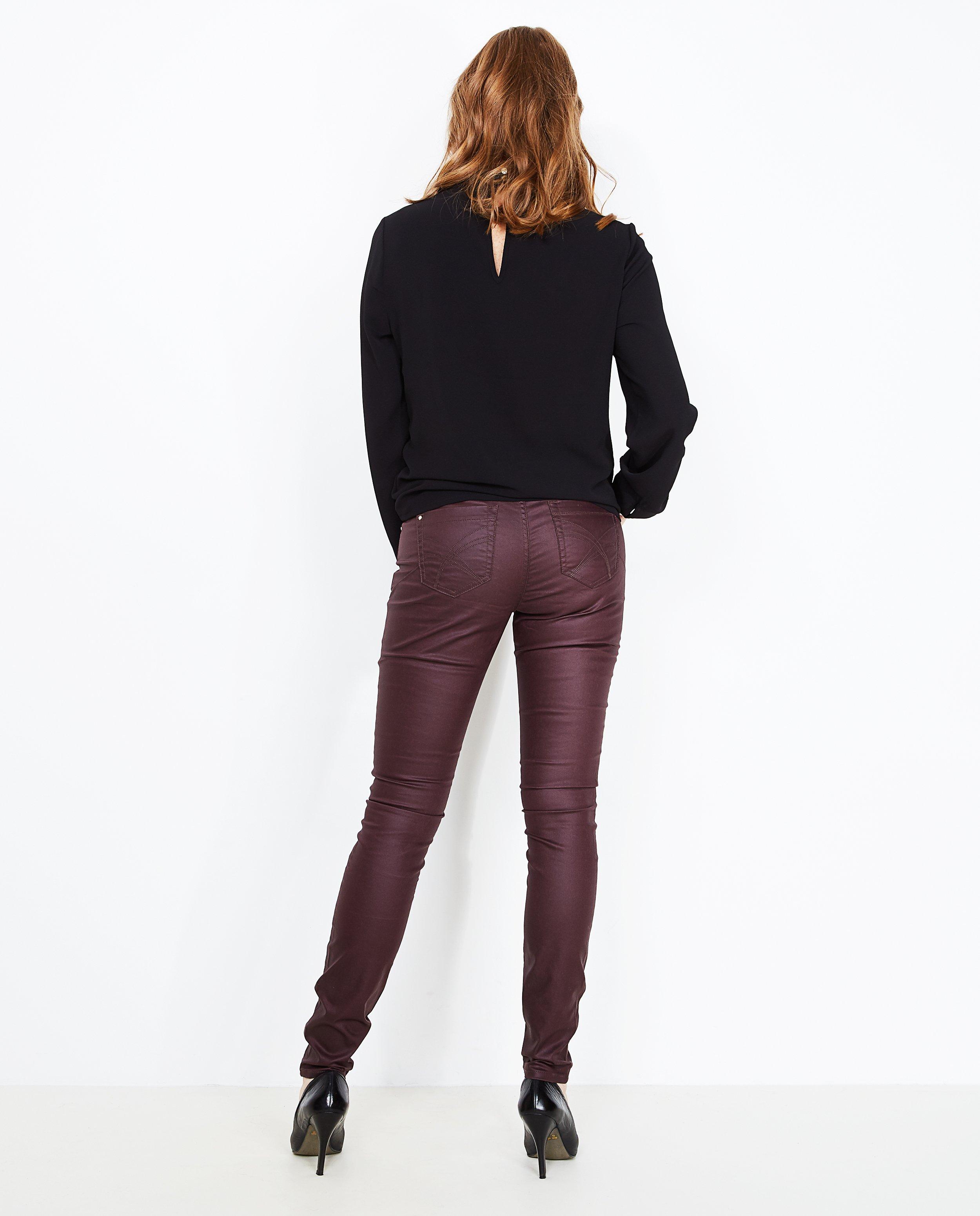 Broeken - Zwarte broek met glanzende coating