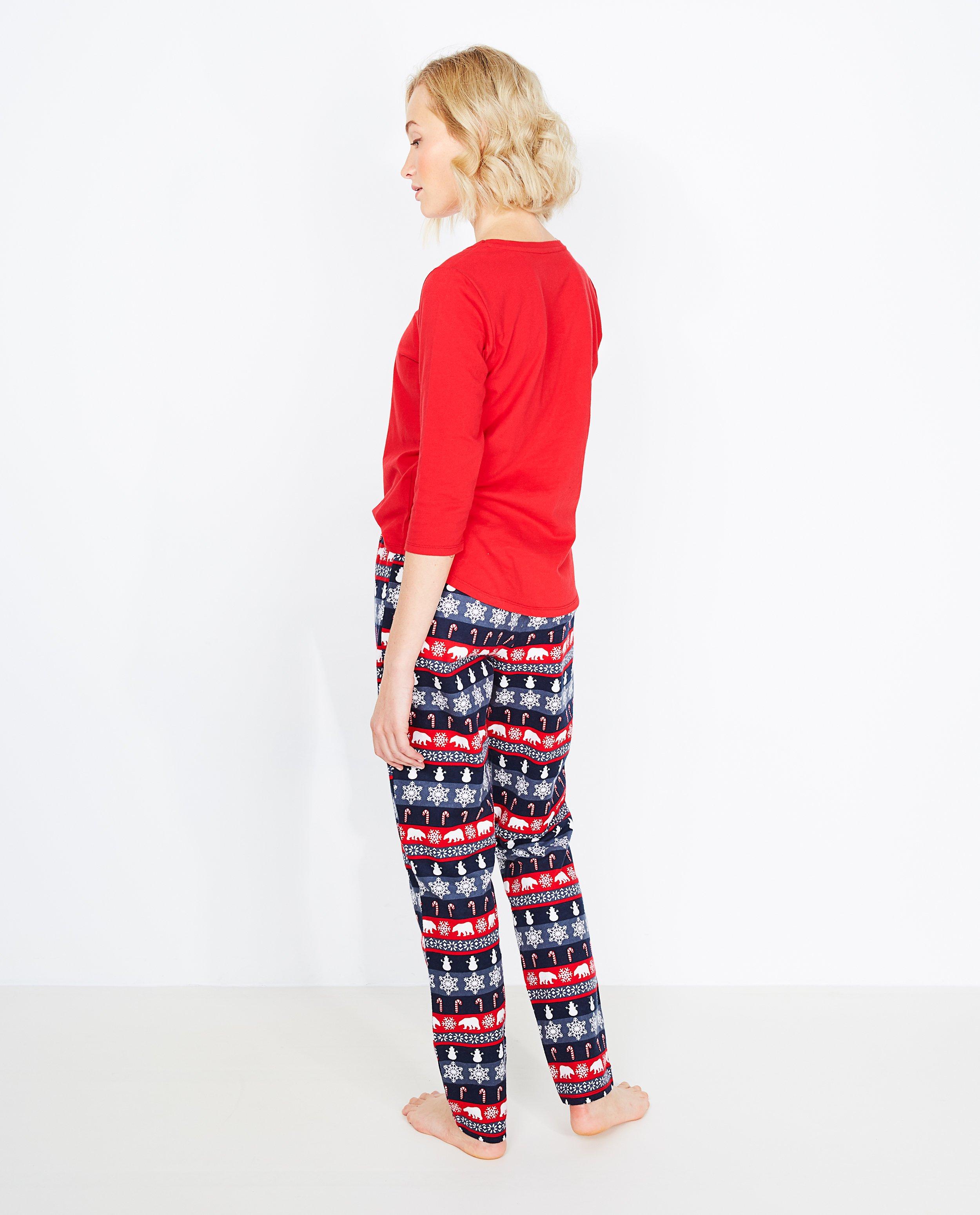 Pyjama avec motif de No&euml;l - D&eacute;tails du produit - rouge vif - image num&eacute;ro 3