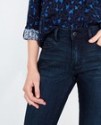Jeans - Donkerblauwe jeans met leren detail