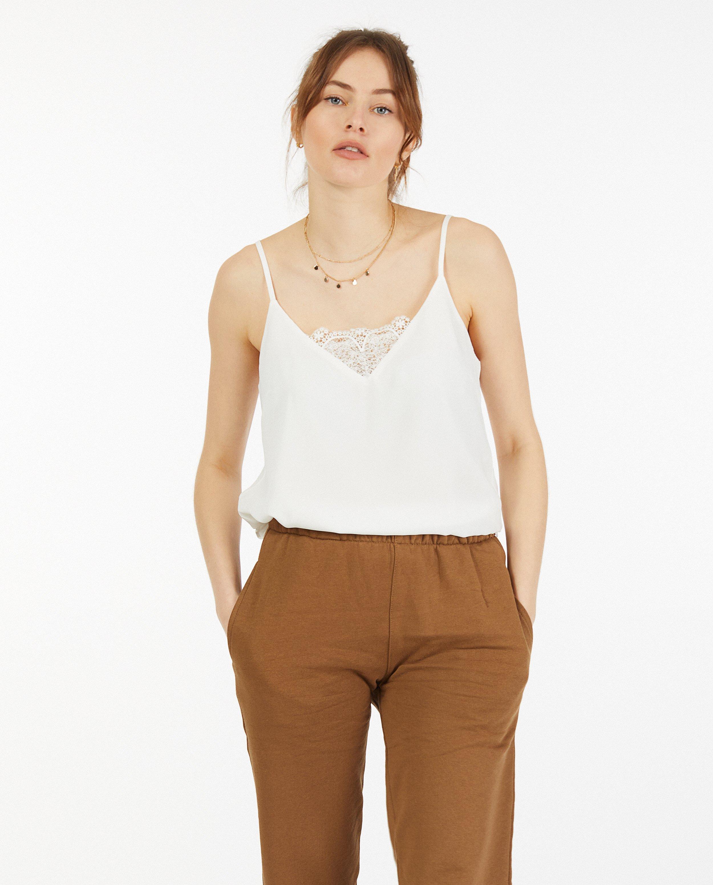 Top avec col en dentelle - D&eacute;tails du produit - blanc - image num&eacute;ro 4