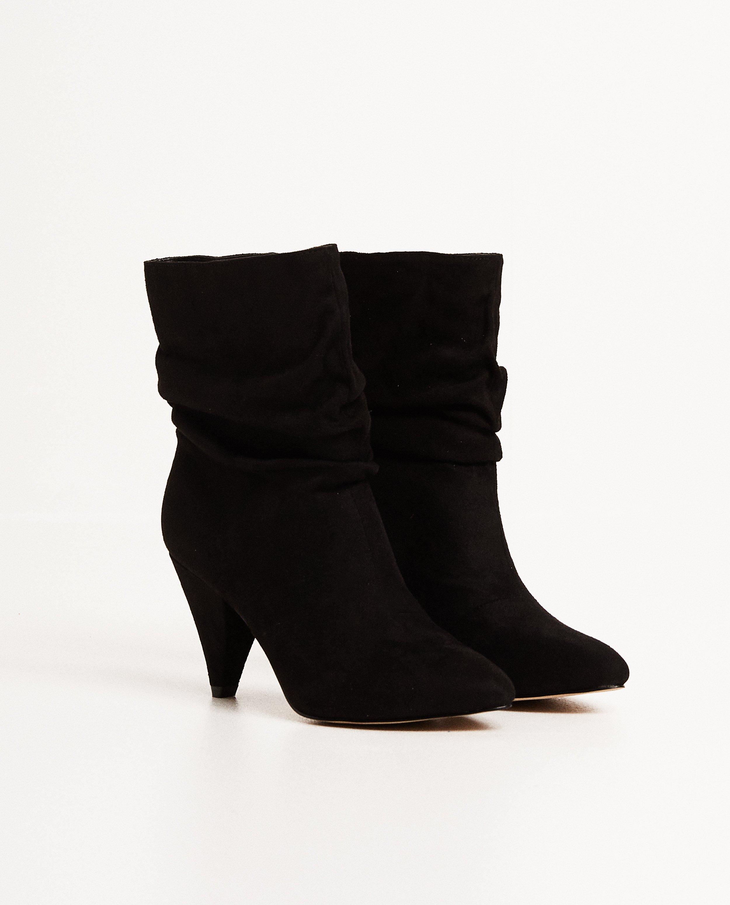 Zwarte enkellaarzen met hak - online only - Call it Spring