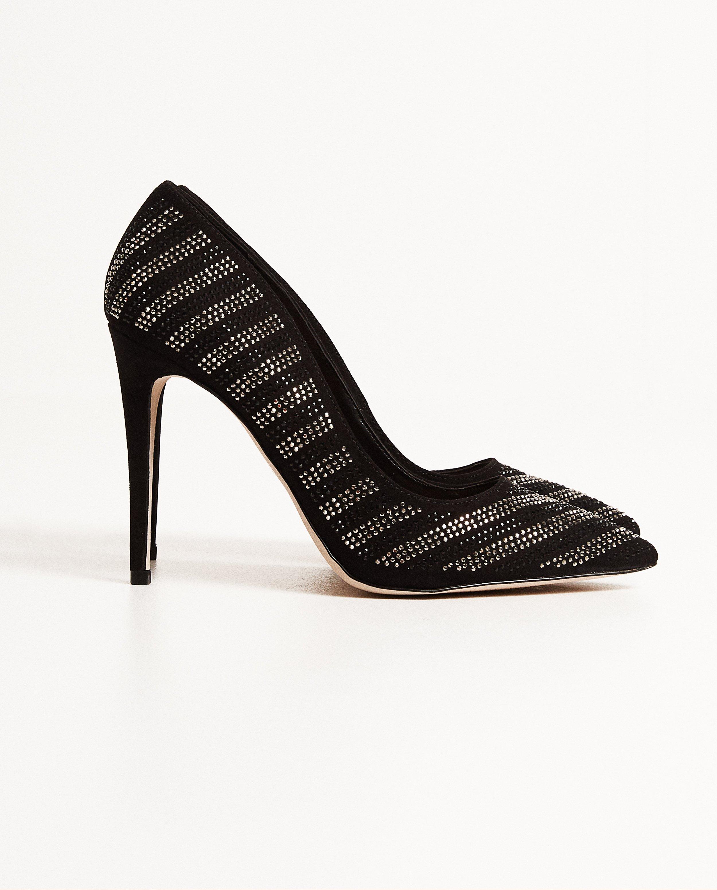 Zwarte hakken met steentjes - online only - Call it Spring