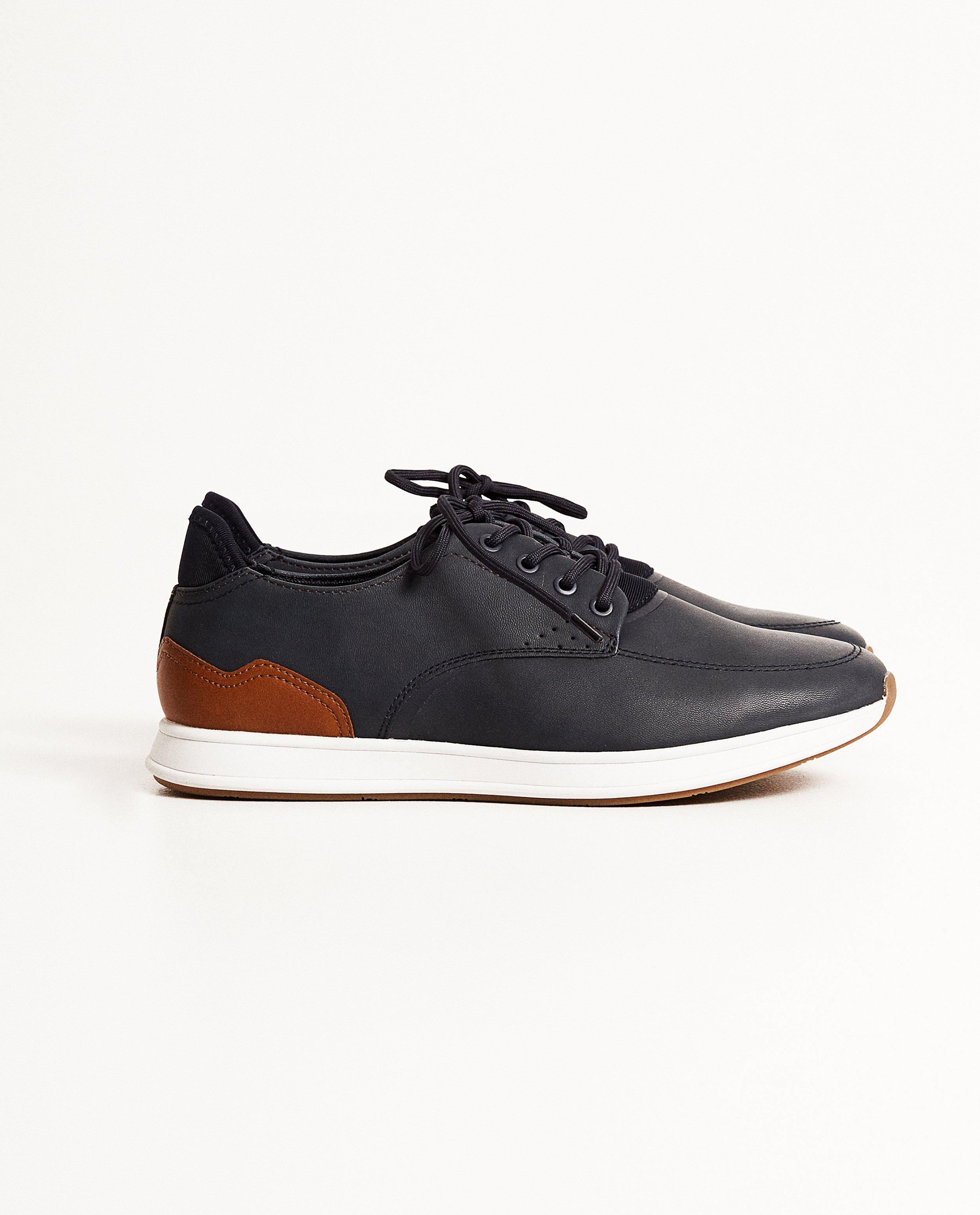 Nachtblauwe veterschoenen - Online only - Call it Spring
