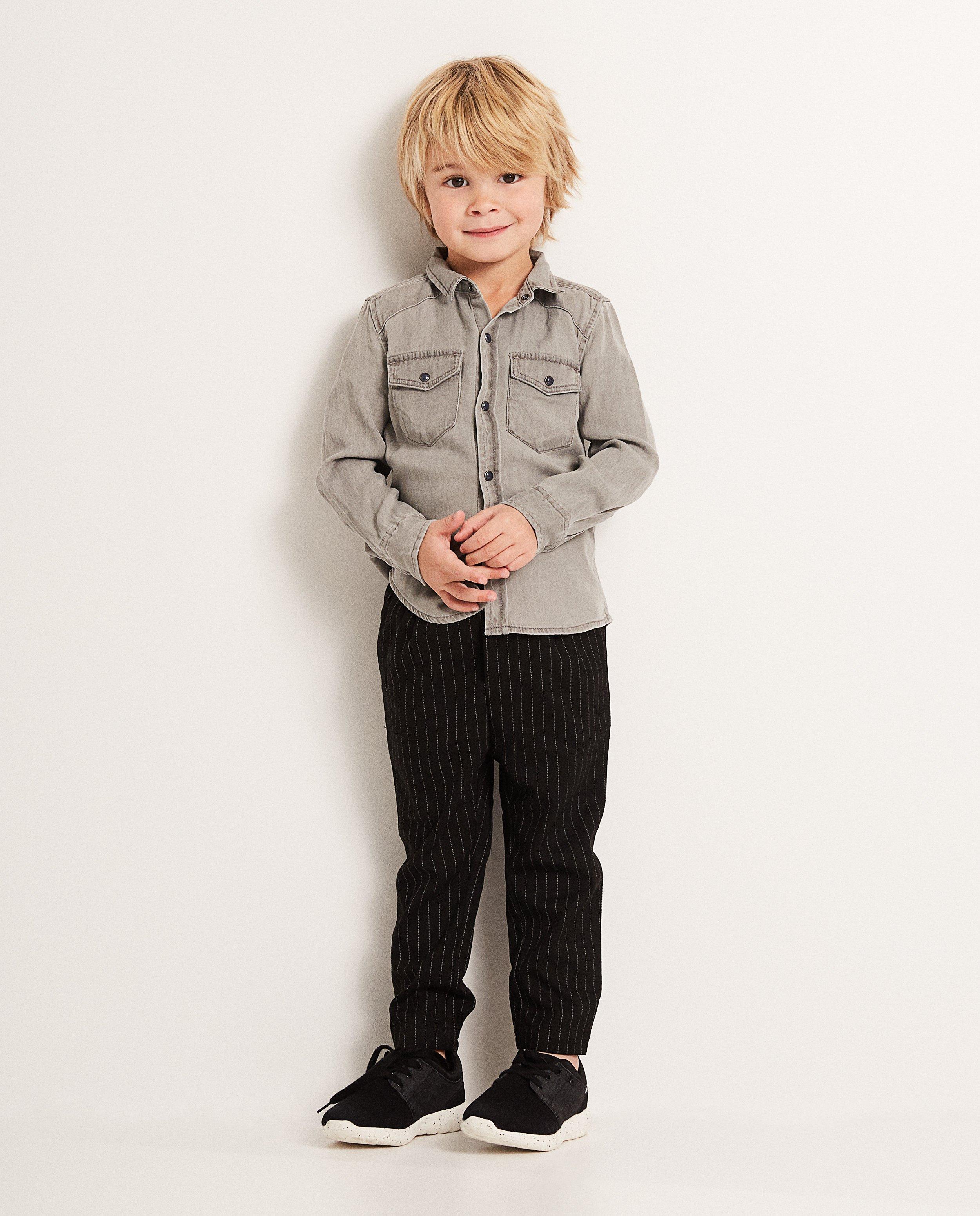 Zwarte broek jongens 2-7 - met pinstripe, Katja Retsin - Katja Retsin