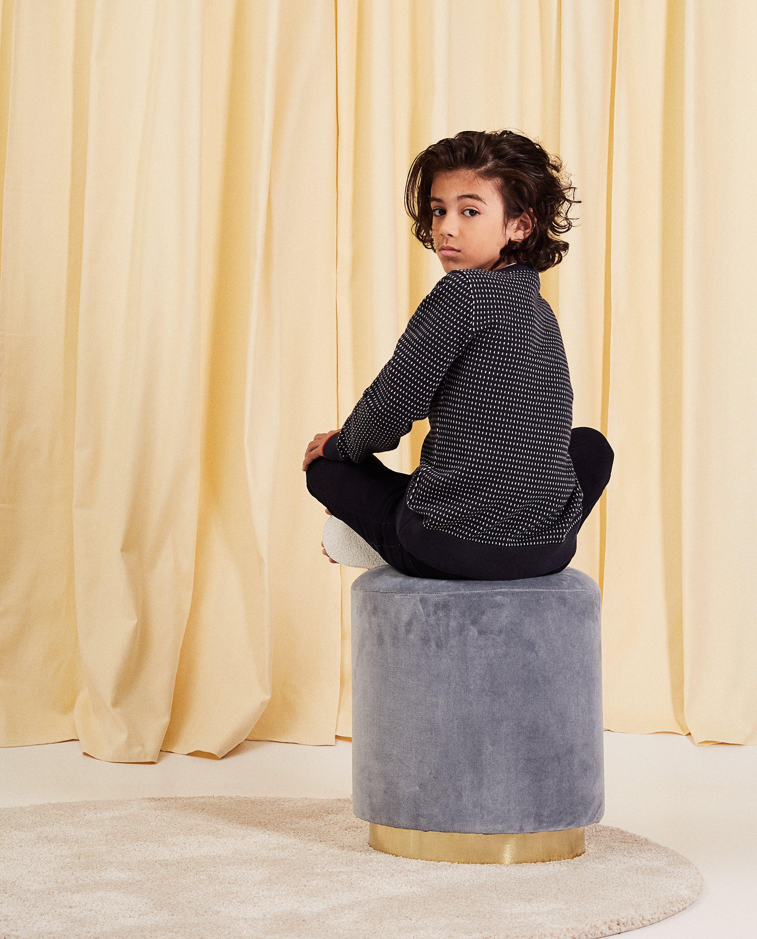 Pulls - Pull, motif et broche communion