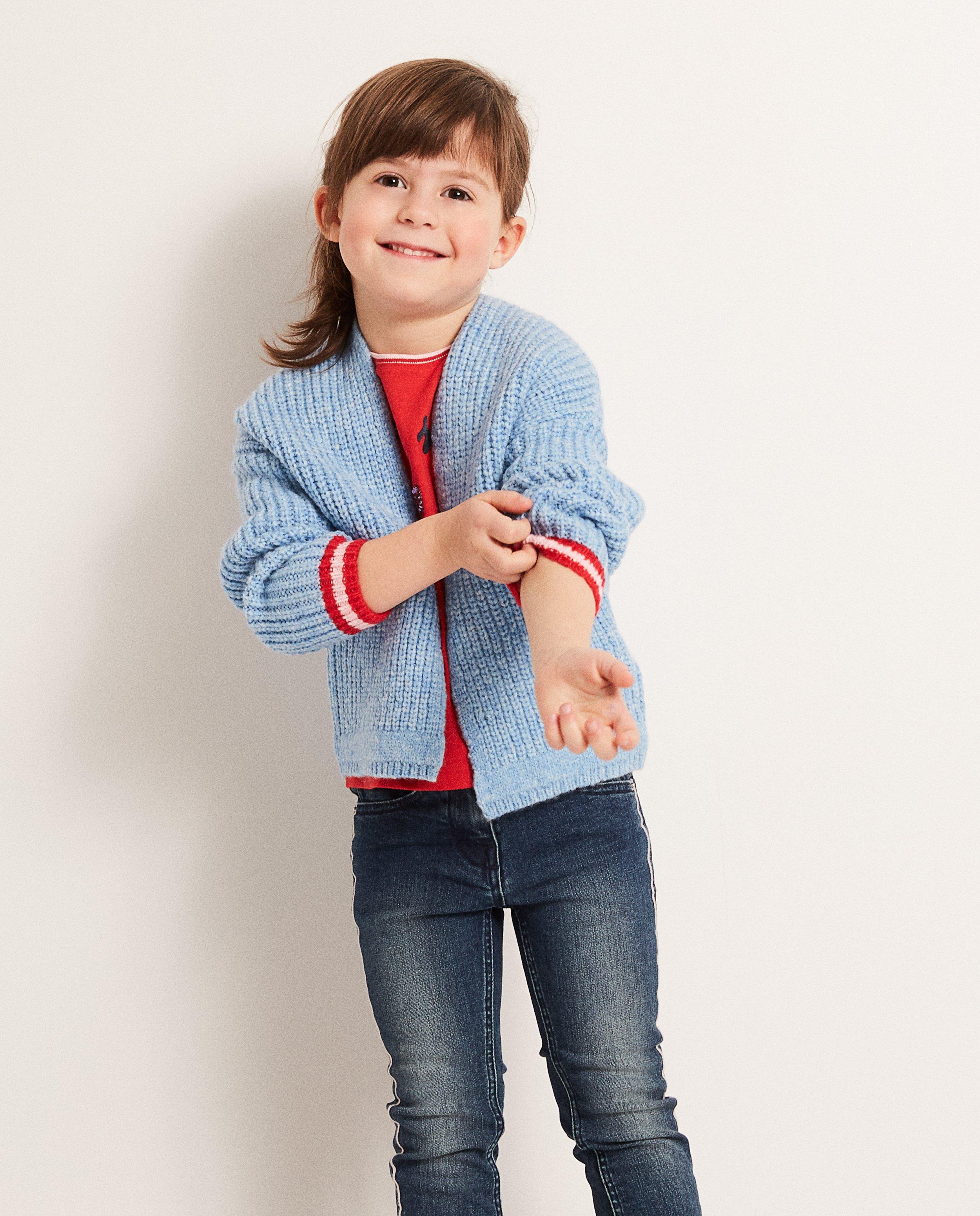 Gilet bleu clair en laine m&eacute;lang&eacute;e - D&eacute;tails du produit - bleu clair - image num&eacute;ro 2