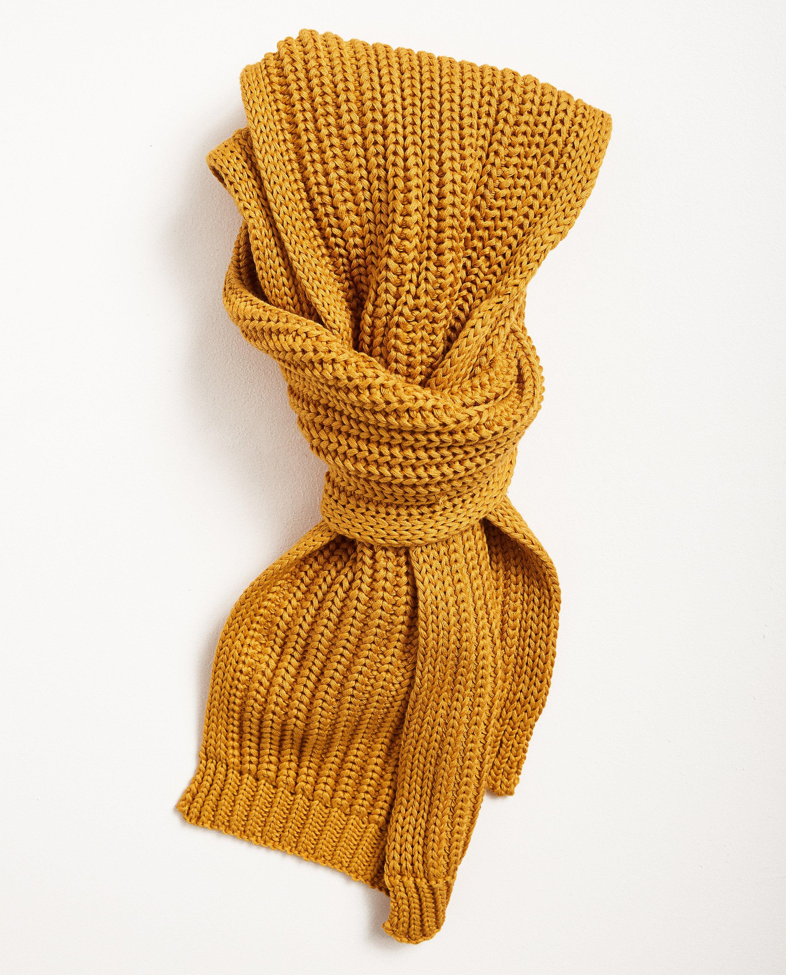 jaune