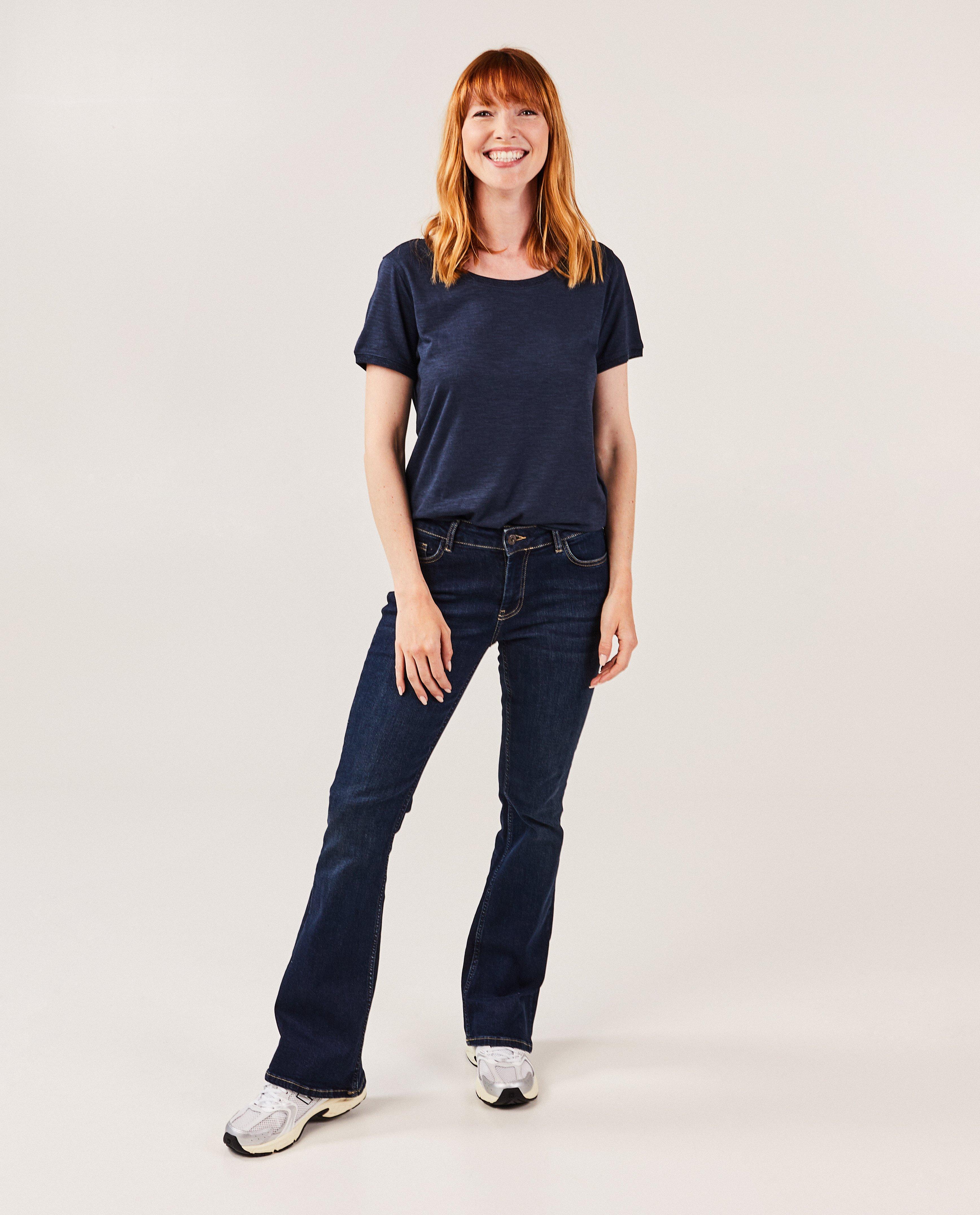 T-shirt met glitterbiesjes - in nachtblauw - JBC