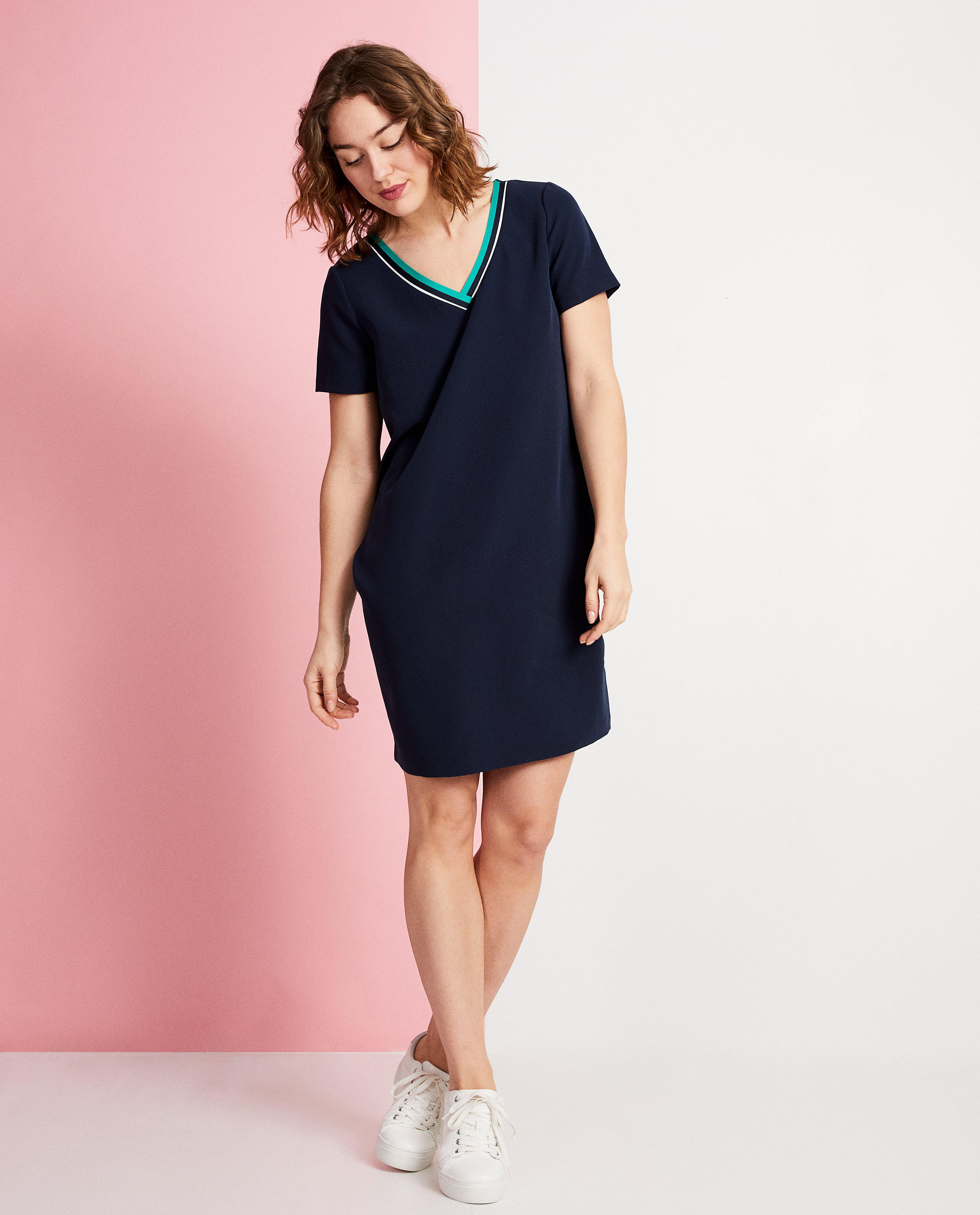 Robe bleu foncé  - col en V contrastant - JBC