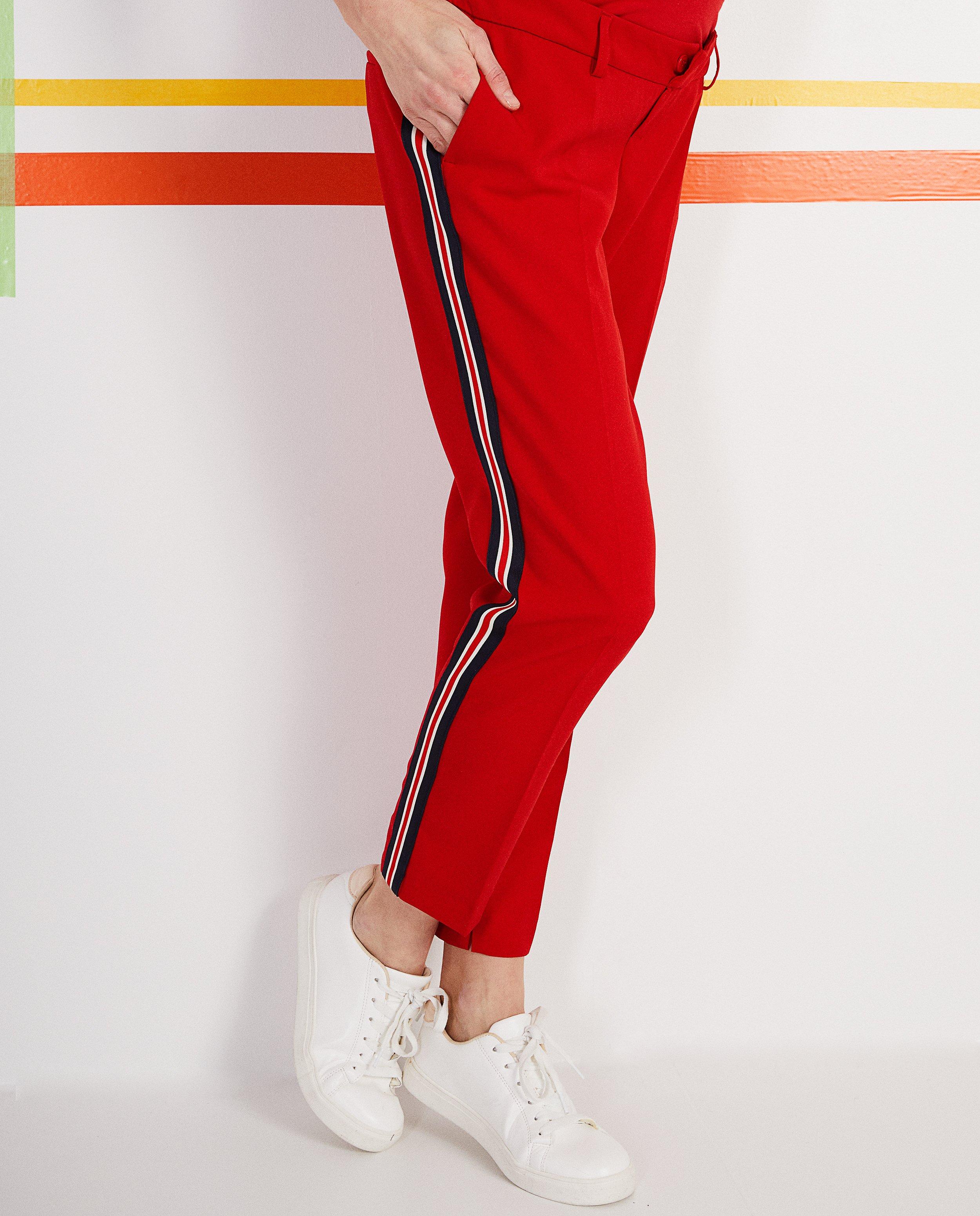 Pantalons - Pantalon avec une rayure