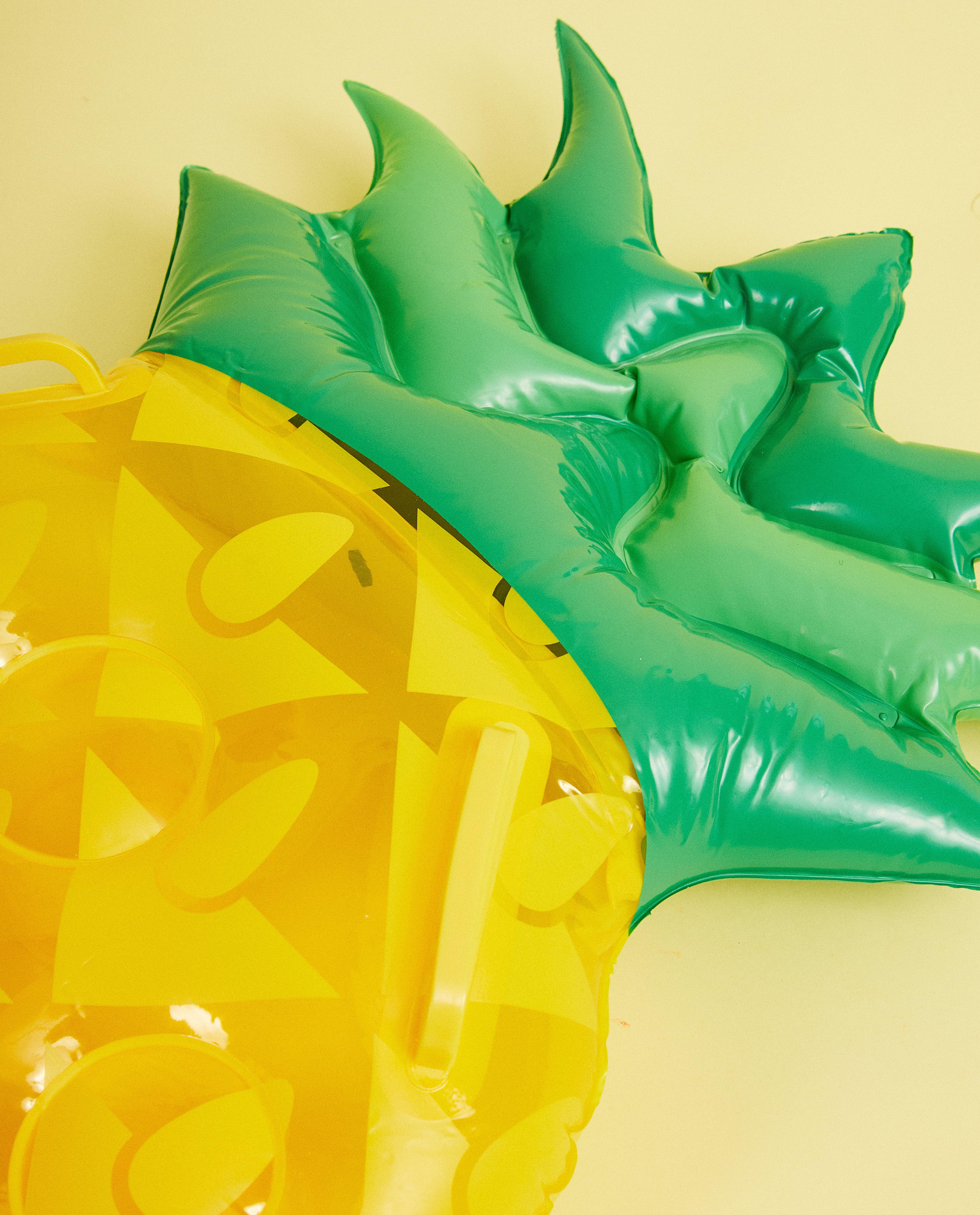 Gadgets - Opblaasbare ananas - luchtbed
