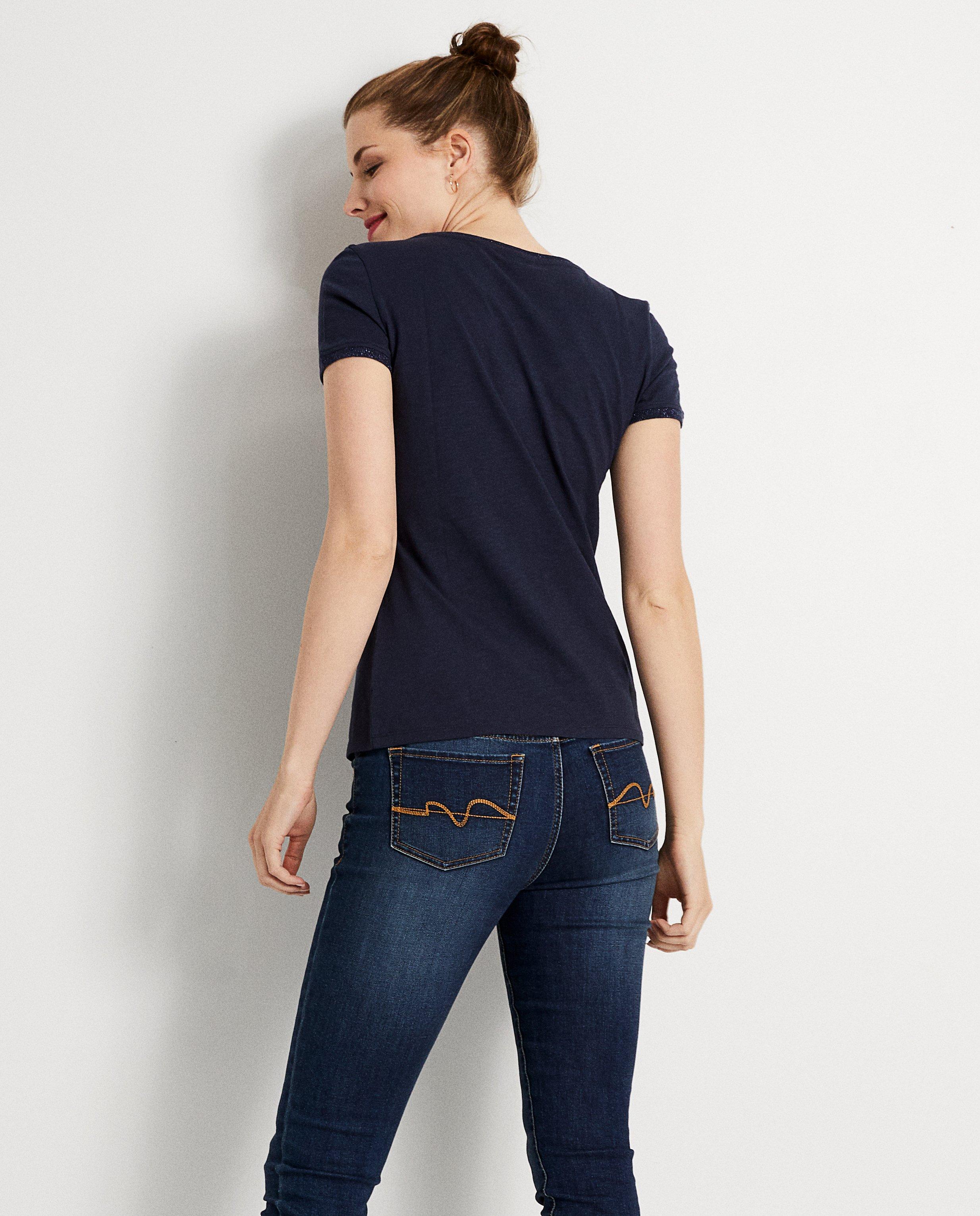 T-shirts - 