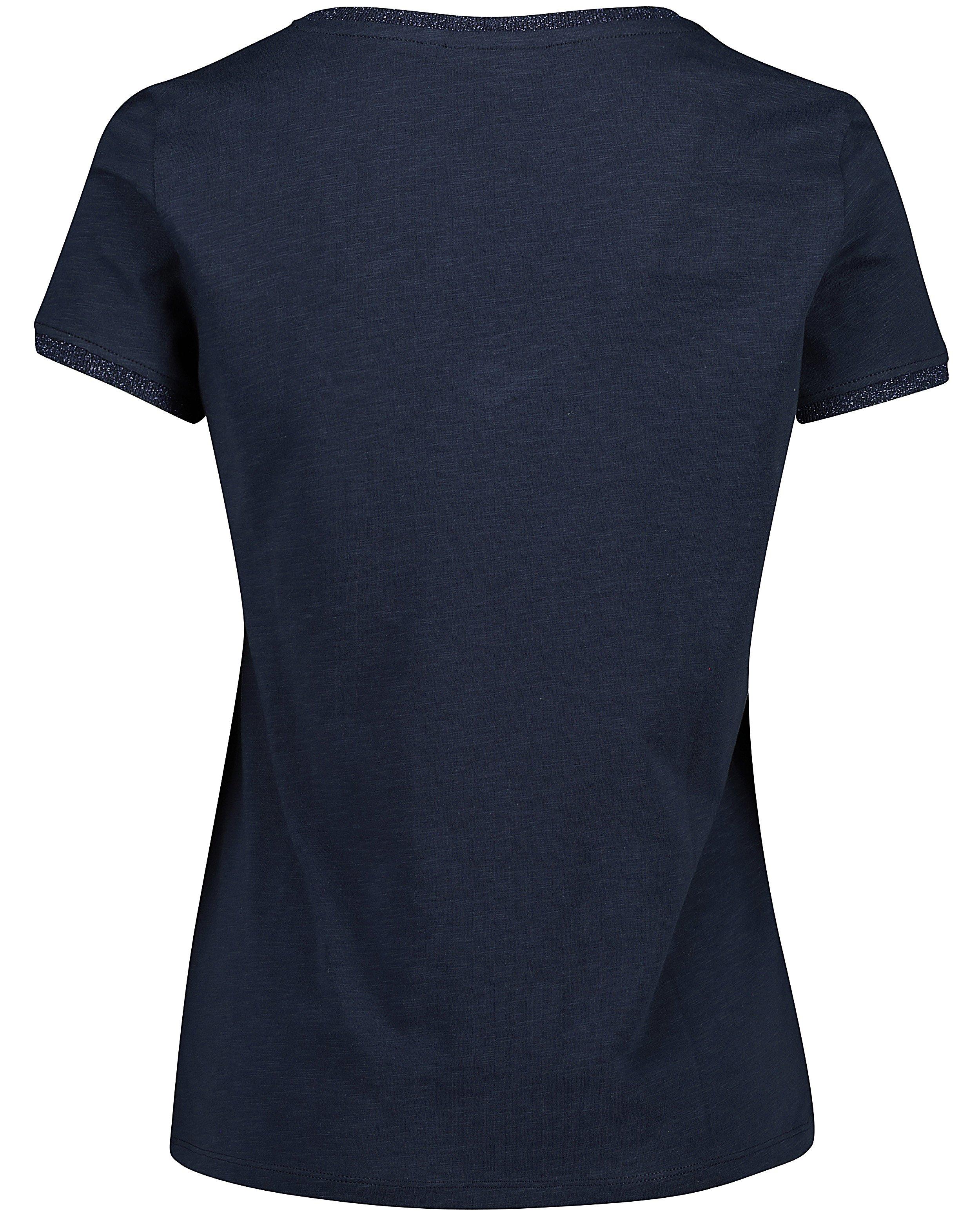 T-shirts - 