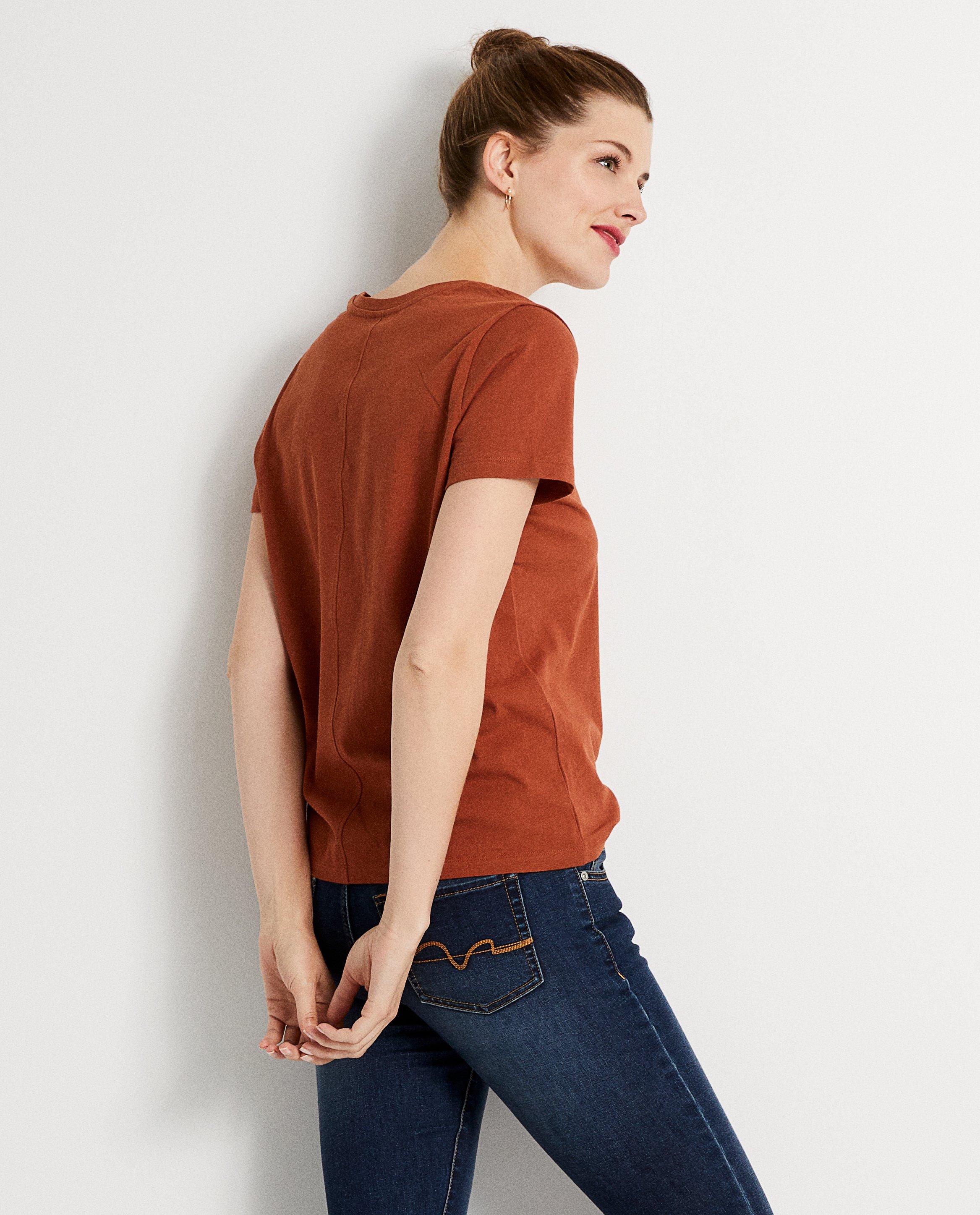 T-shirts - 