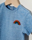 T-shirts - Blauw T-shirtje met regenboog