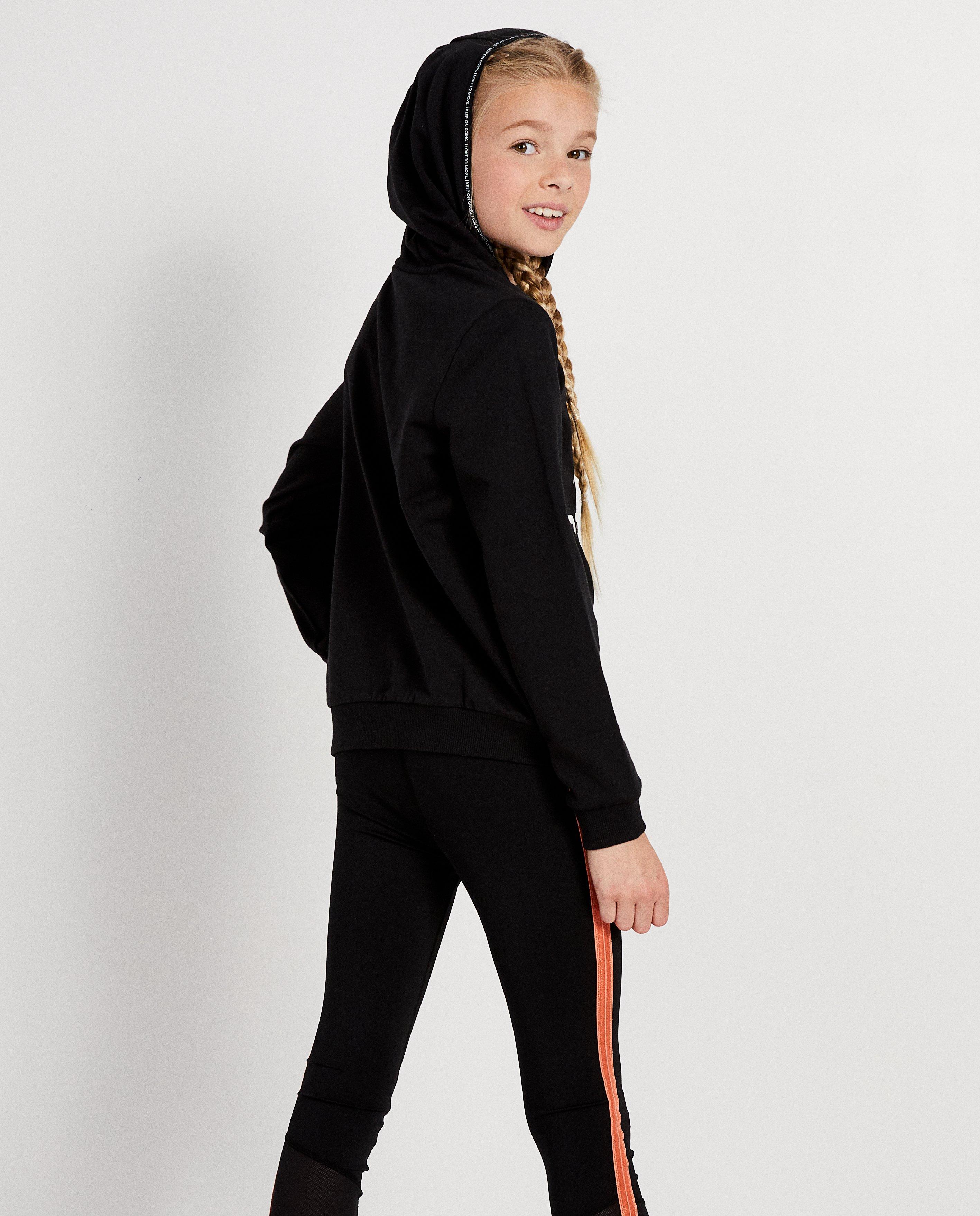 Sweaters - Zwarte hoodie met wit opschrift