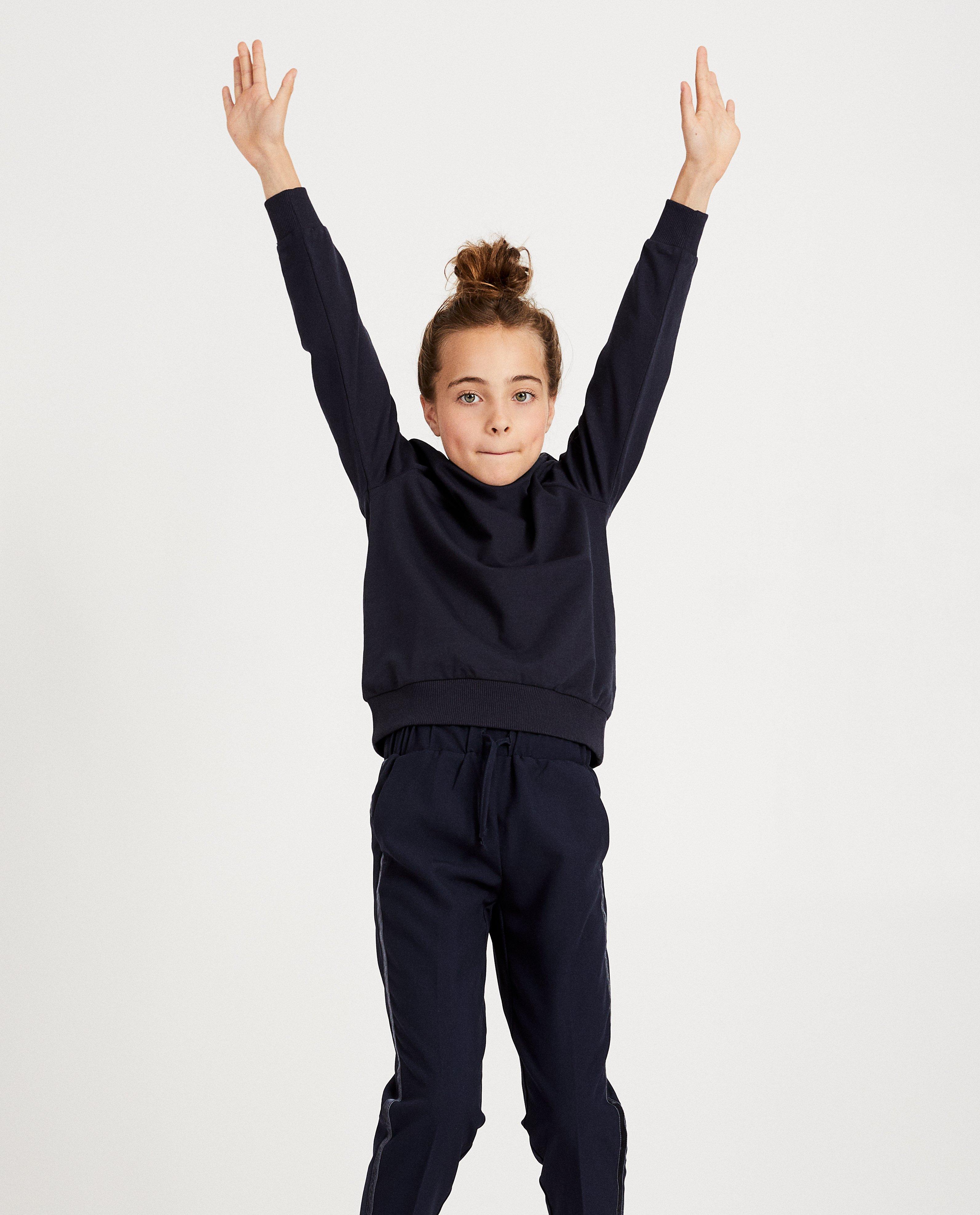 Sweats - Sweat bleu marine avec du velours