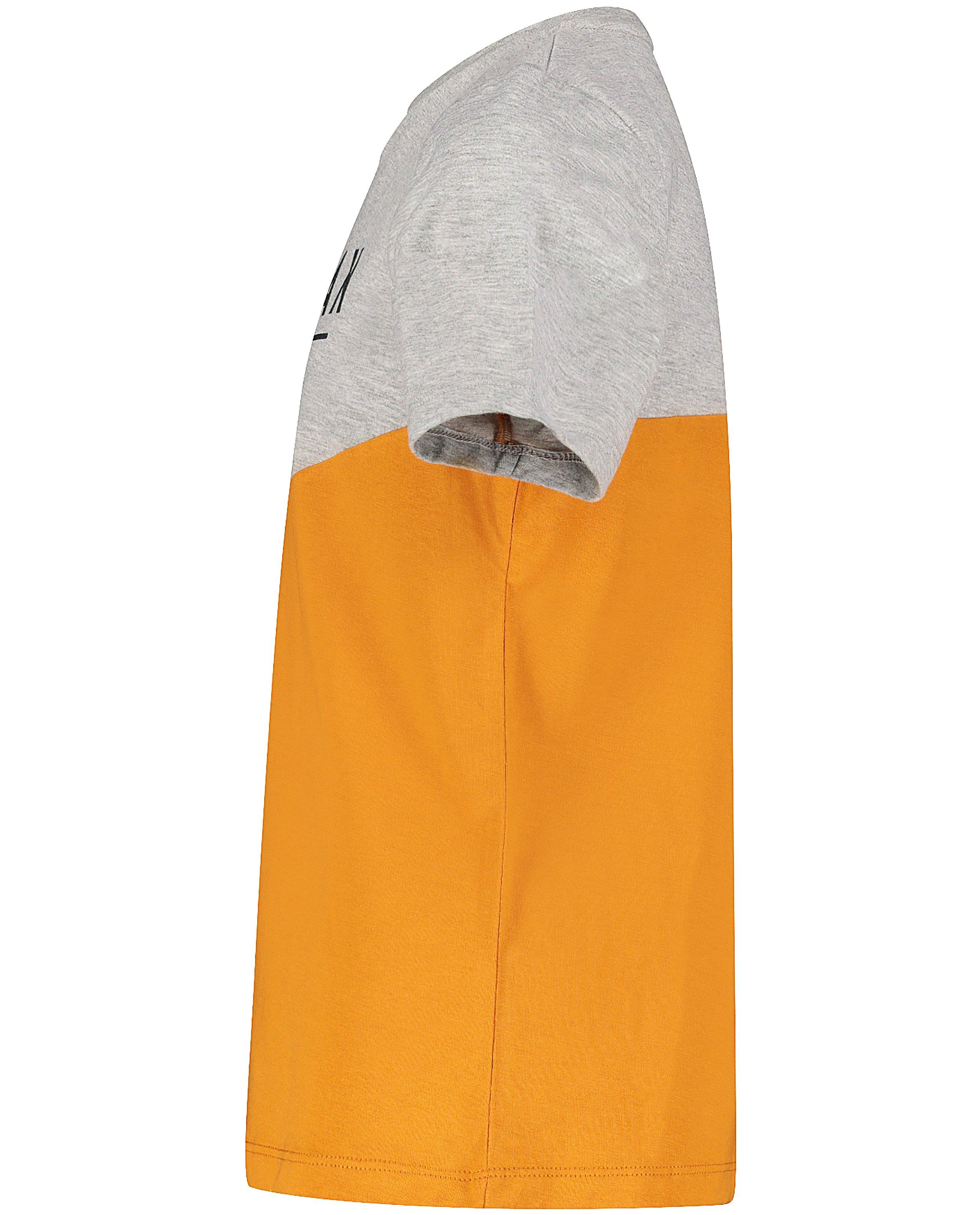 T-shirts - 