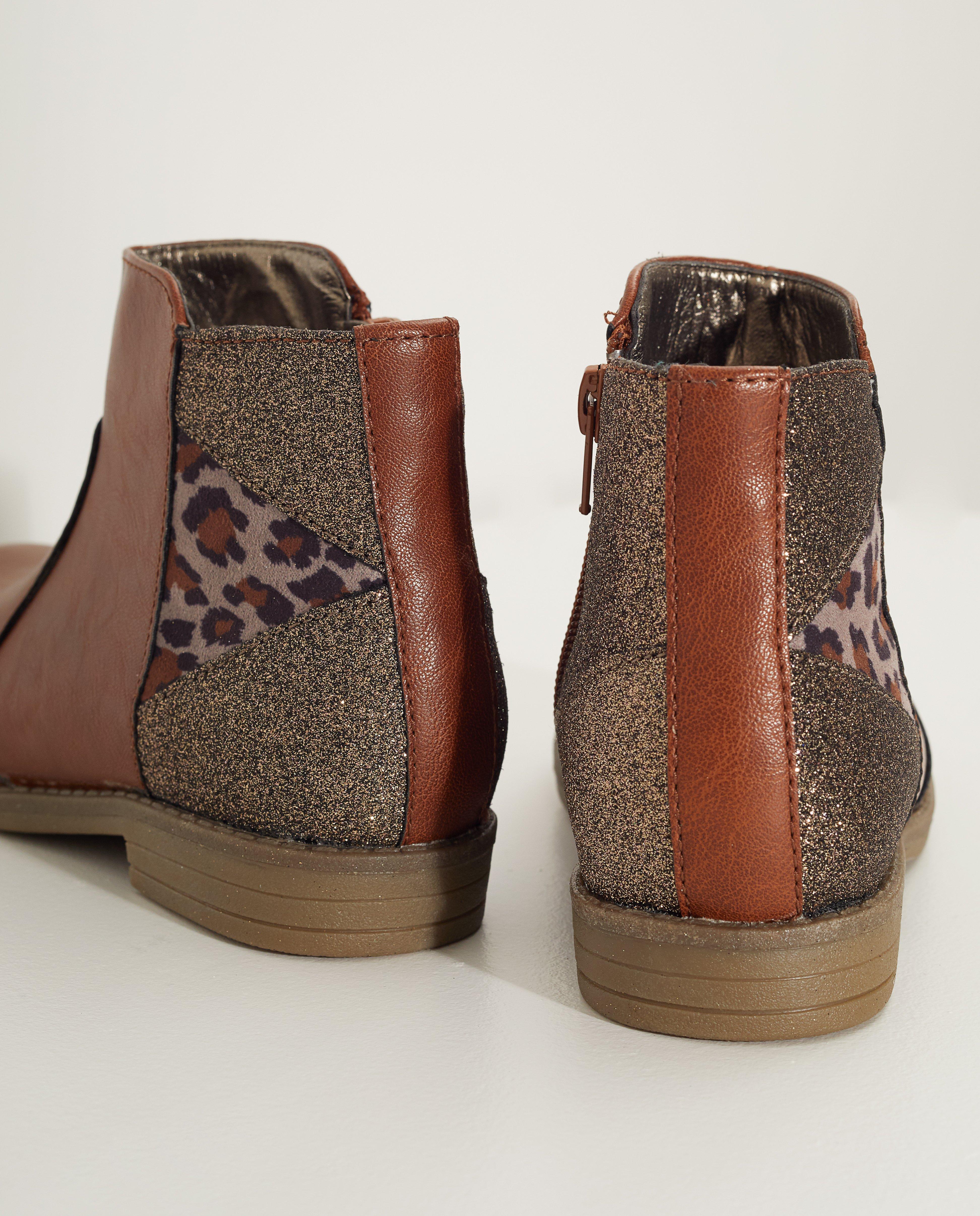 Bruine enkellaarsjes, maat 27-32 - Product Detail - bruin - afbeelding nummer 4