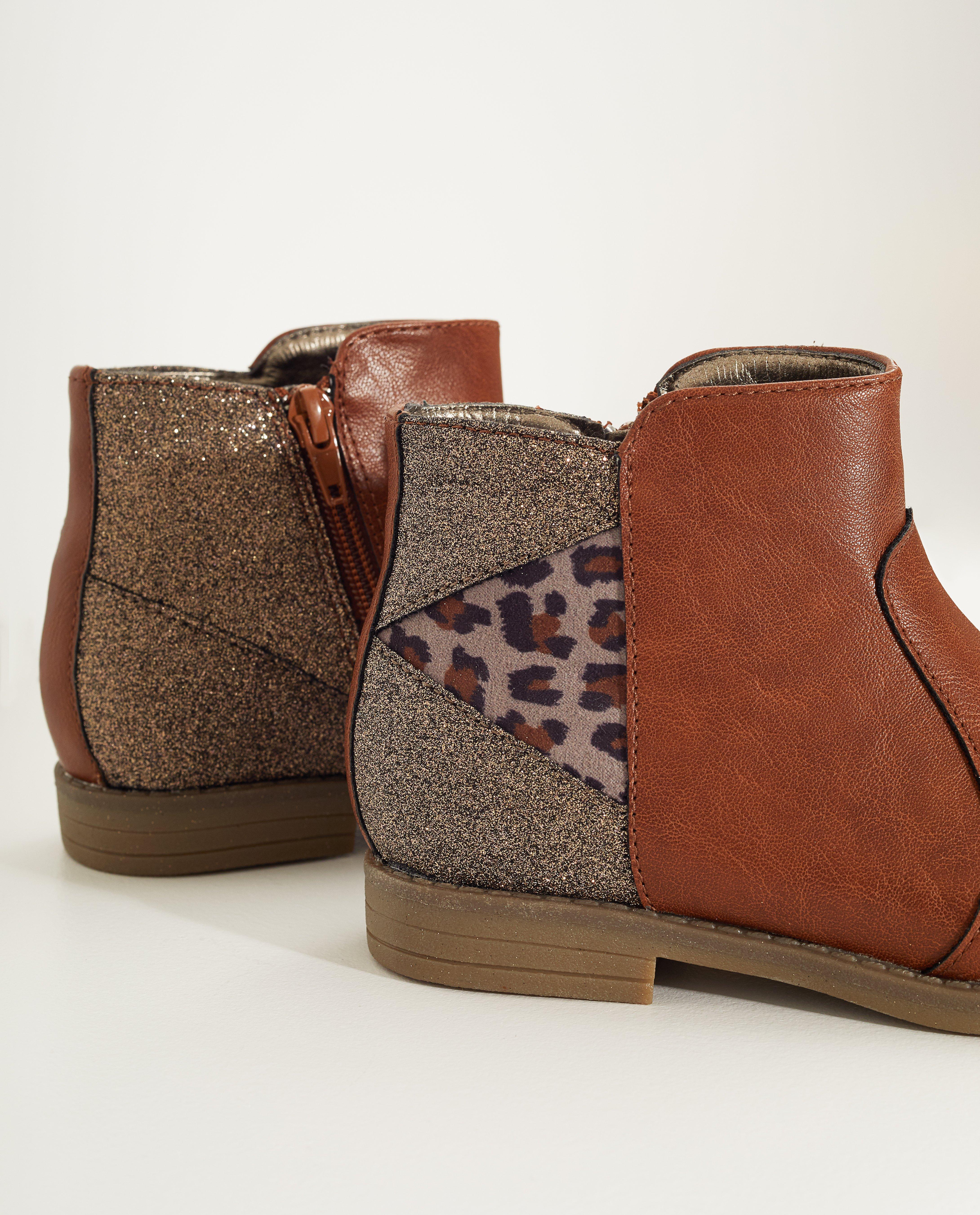 Bruine enkellaarsjes maat 33 38 met glitter Sprox JBC Belgie Belgie