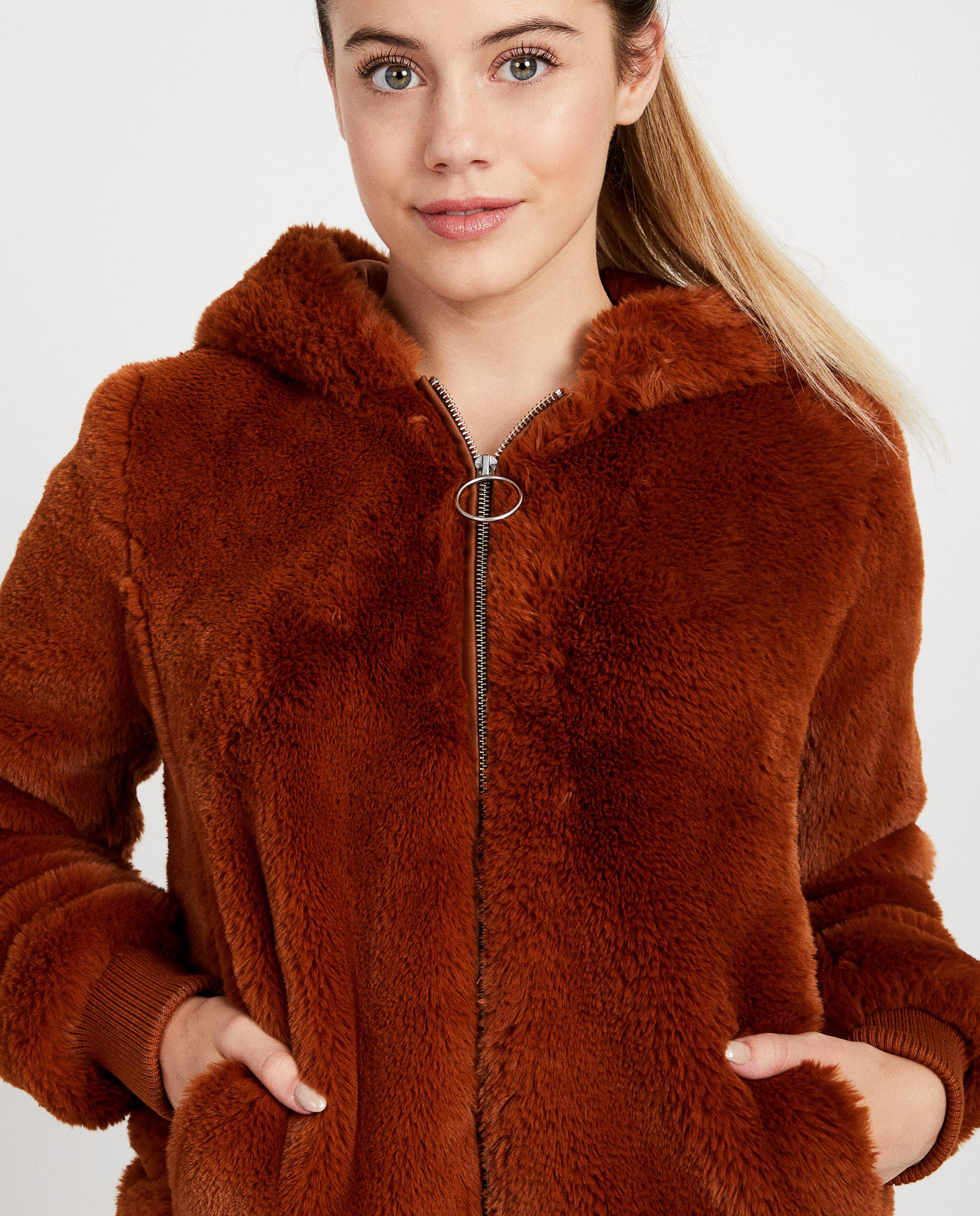 Poncho's en teddy's - Roestbruine teddy jas