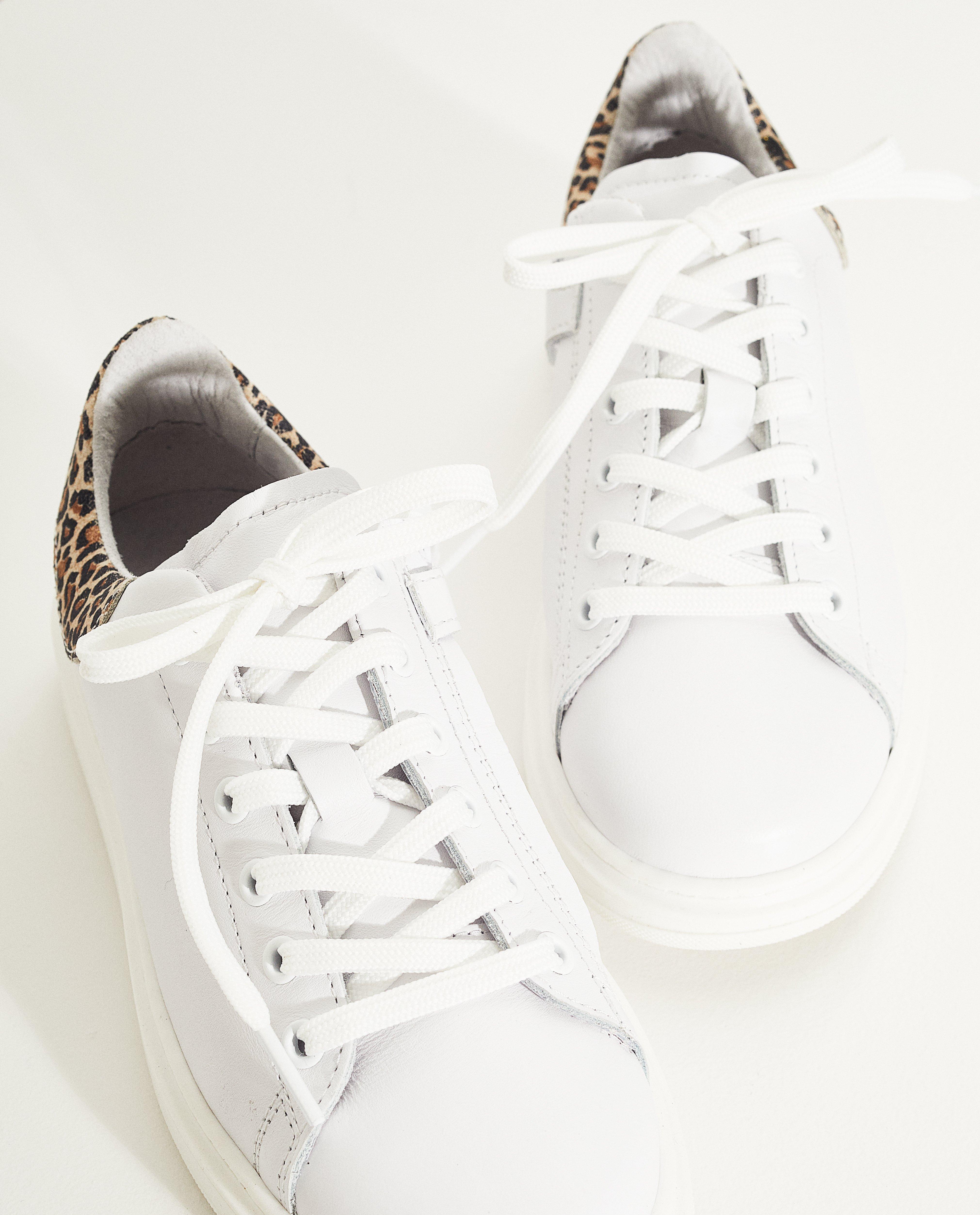 Witte sneakers, maat 27-32