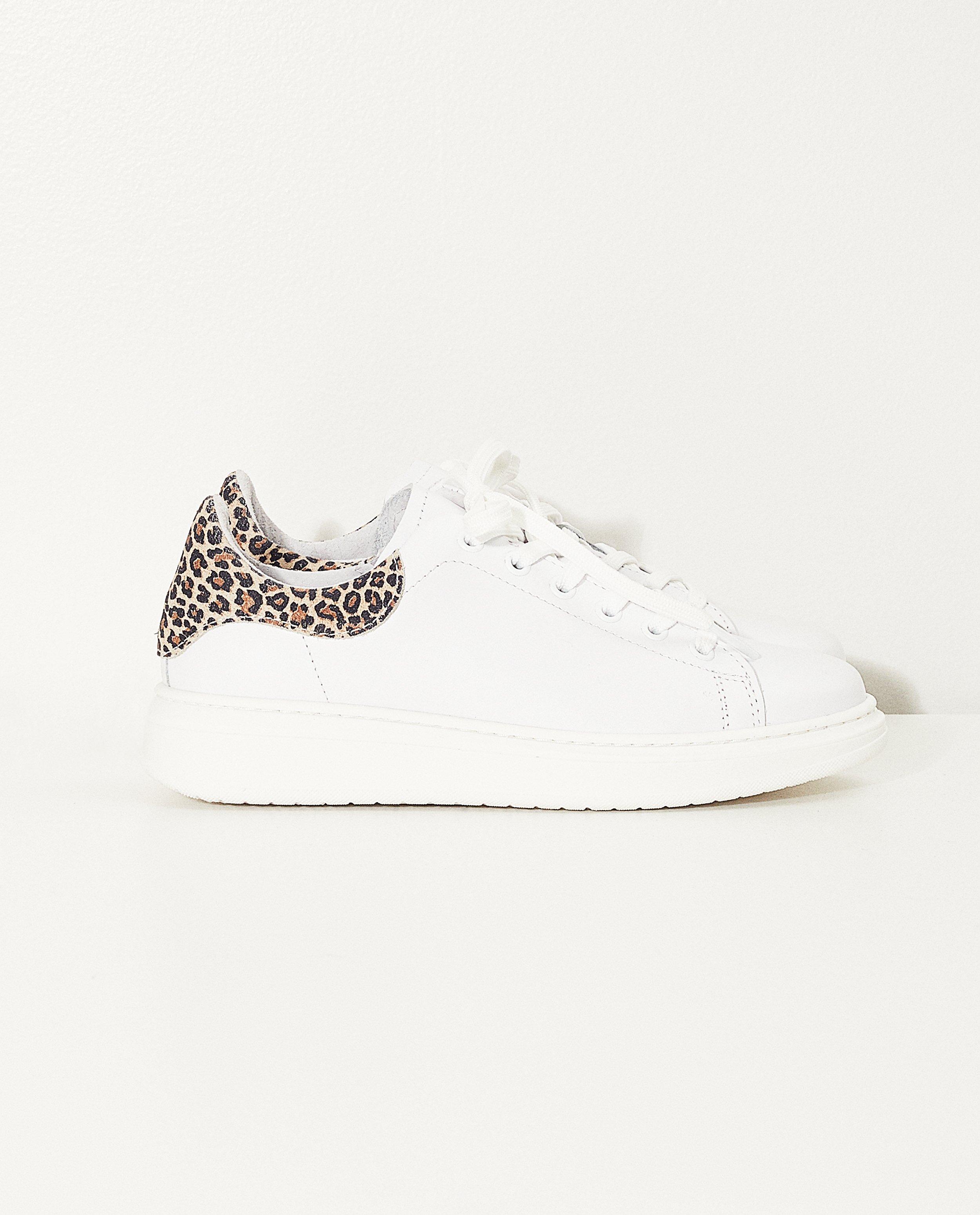 Witte sneakers, maat 33-36 - met rits - JBC
