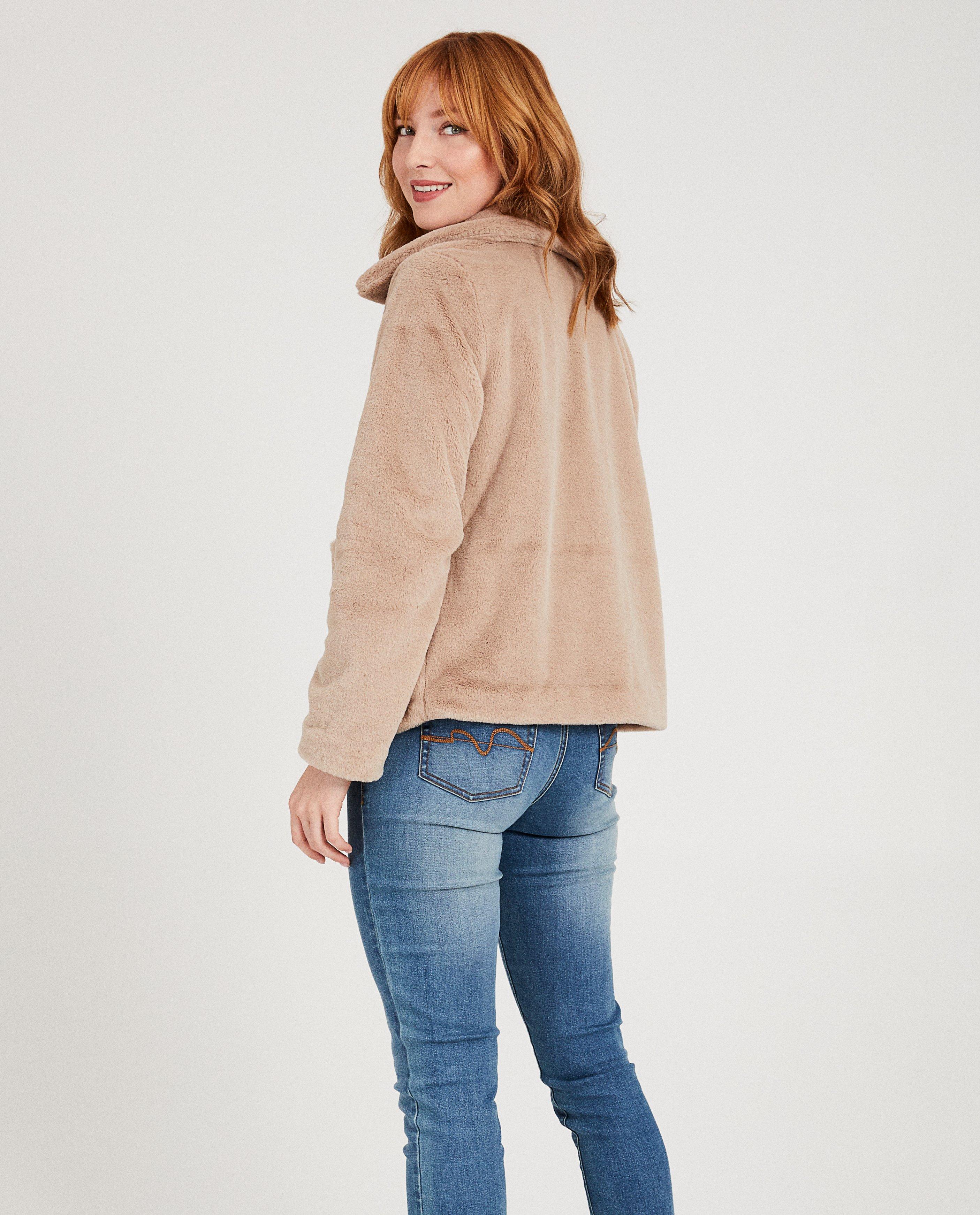 Poncho's en teddy's - Vest van faux fur Karen Damen