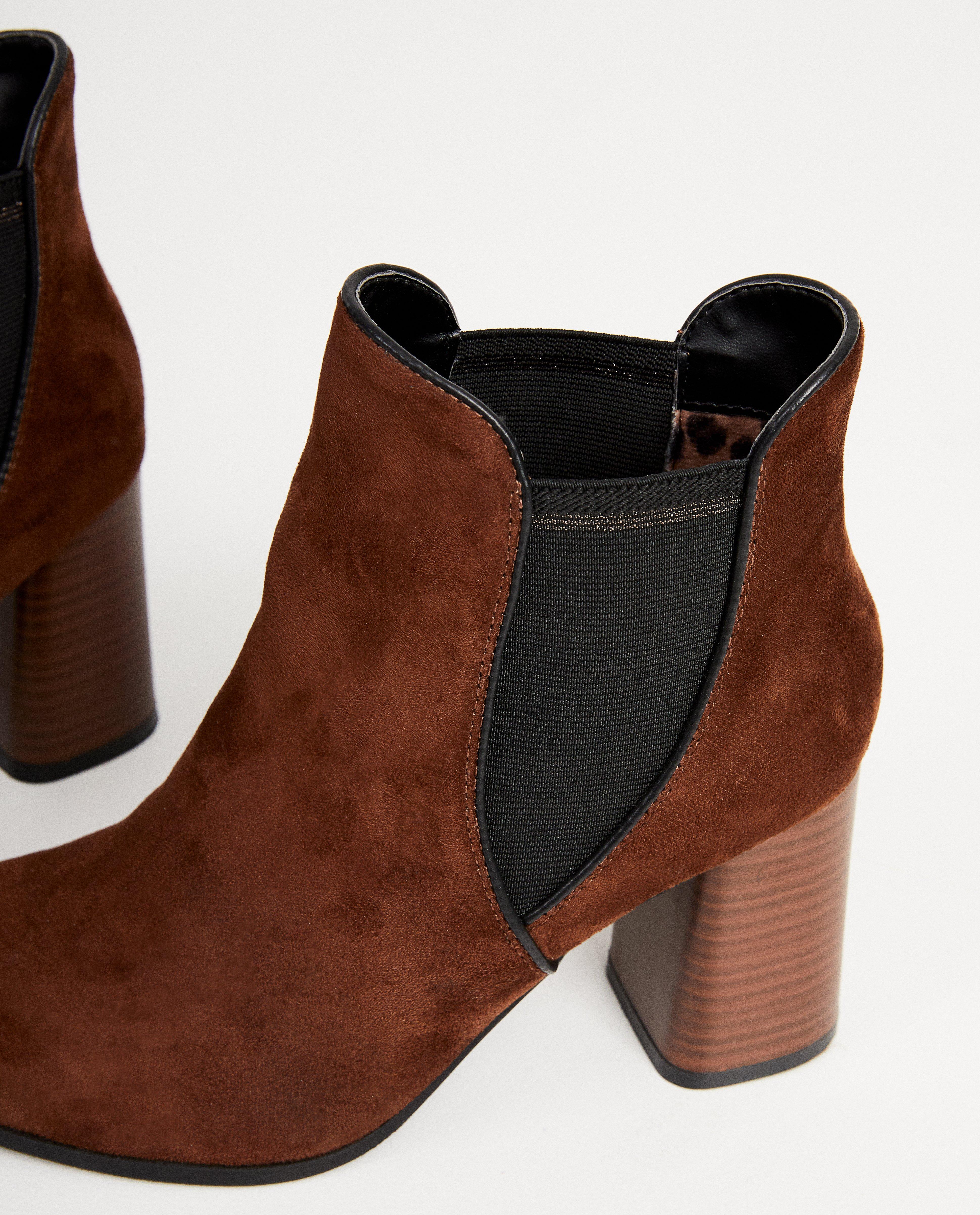 Schoenen - Bruine laarsjes van suède Sora