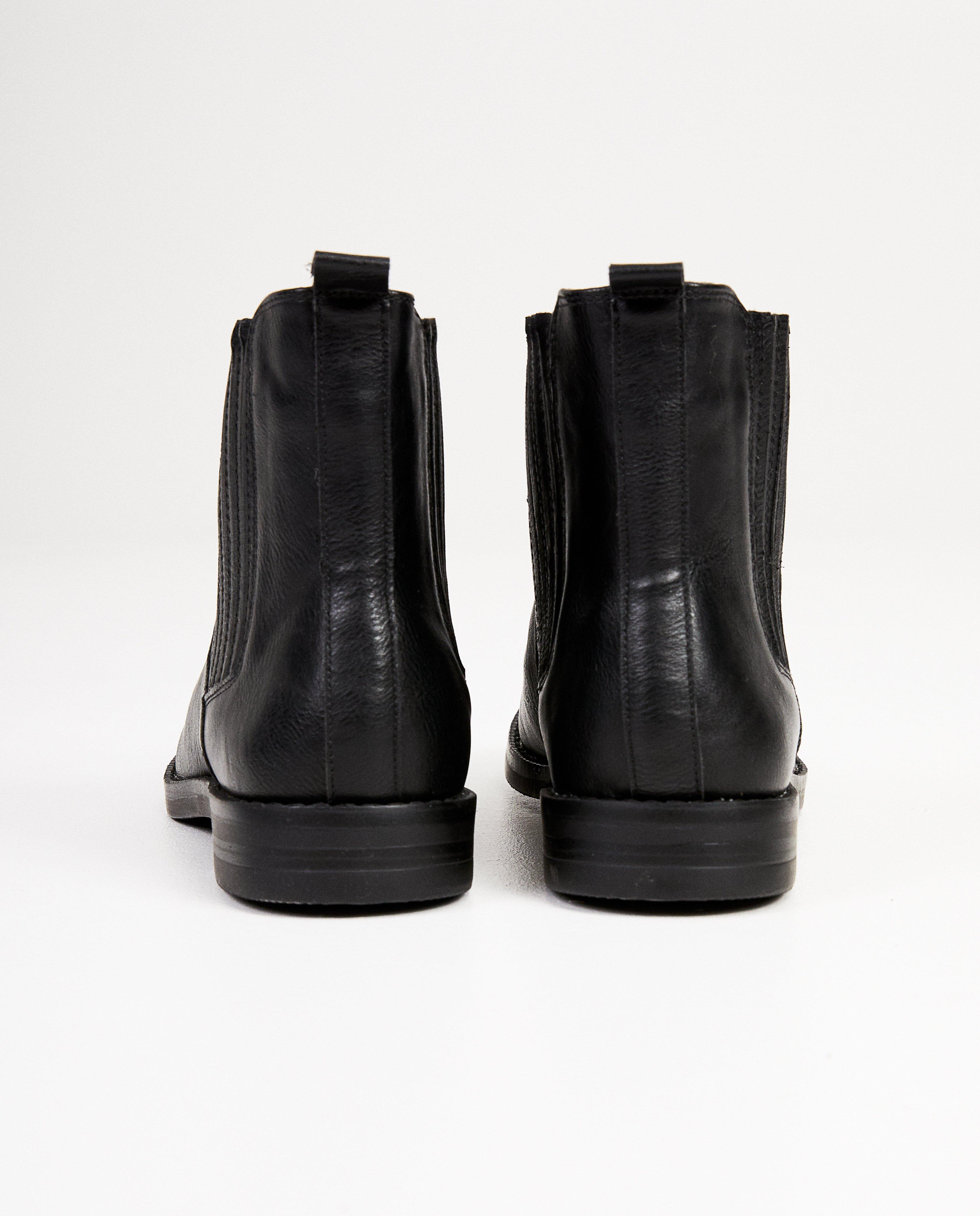 Schoenen - Zwarte enkellaarsjes
