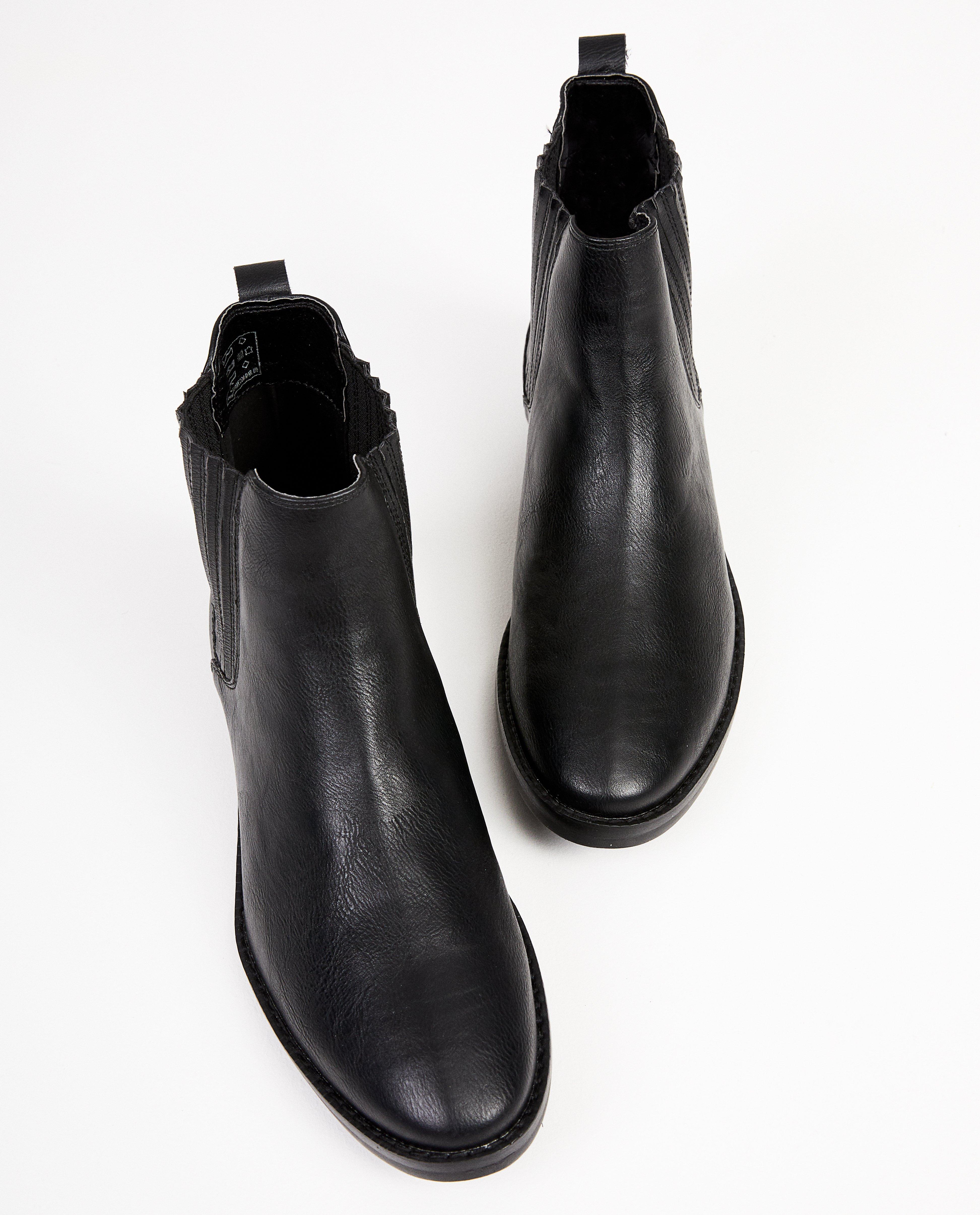 Schoenen - Zwarte enkellaarsjes