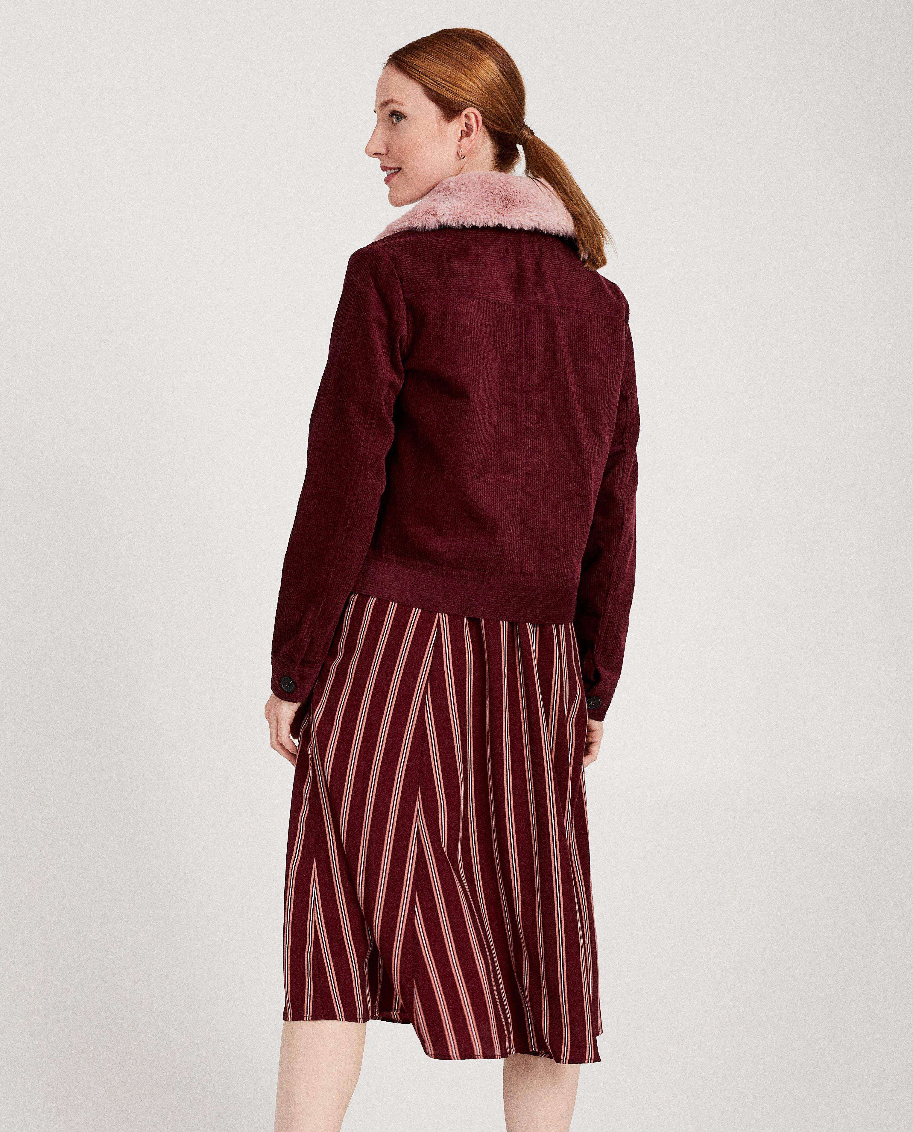 Blazers - Bordeaux jas met roze kraag Youh!
