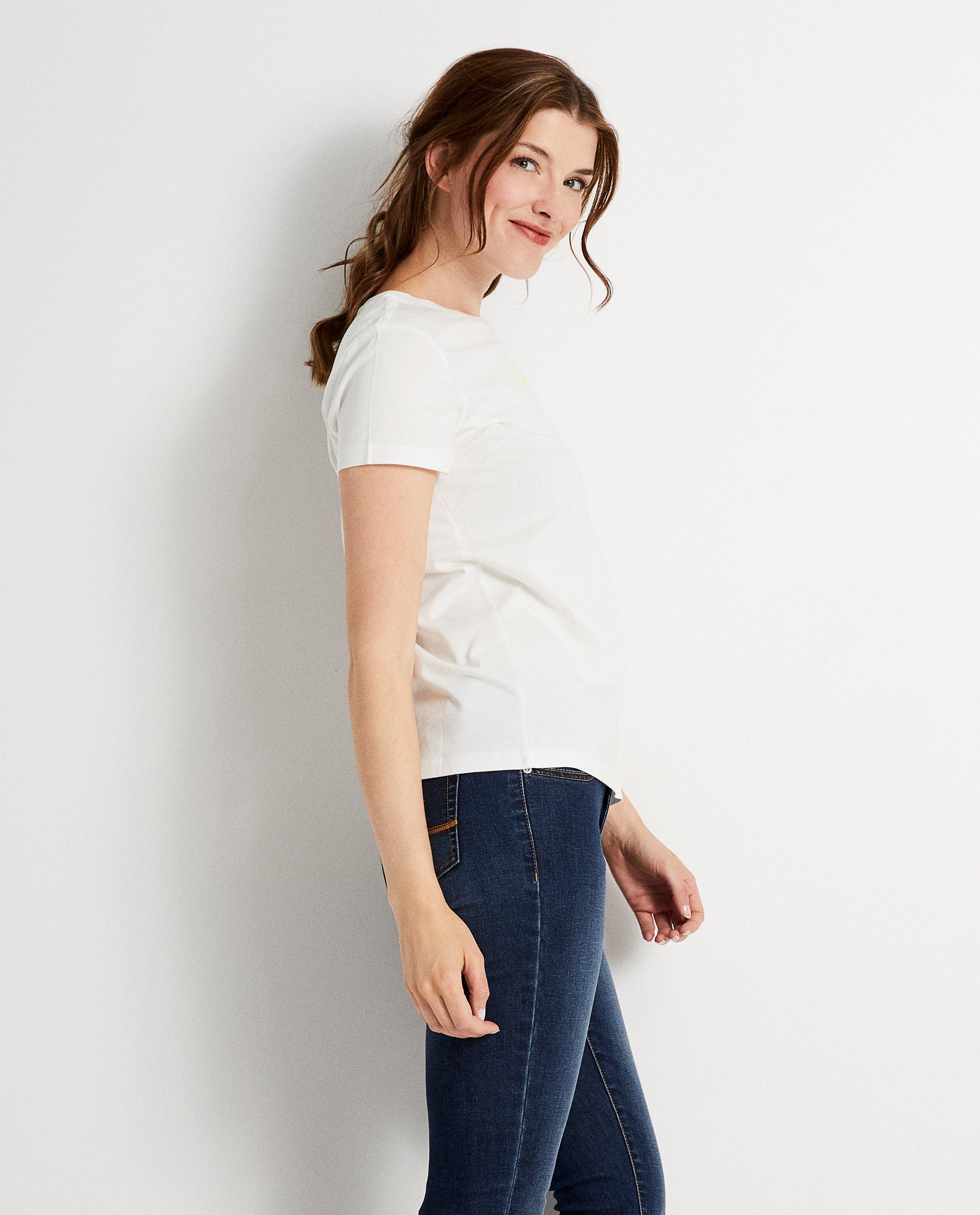 T-shirts - 