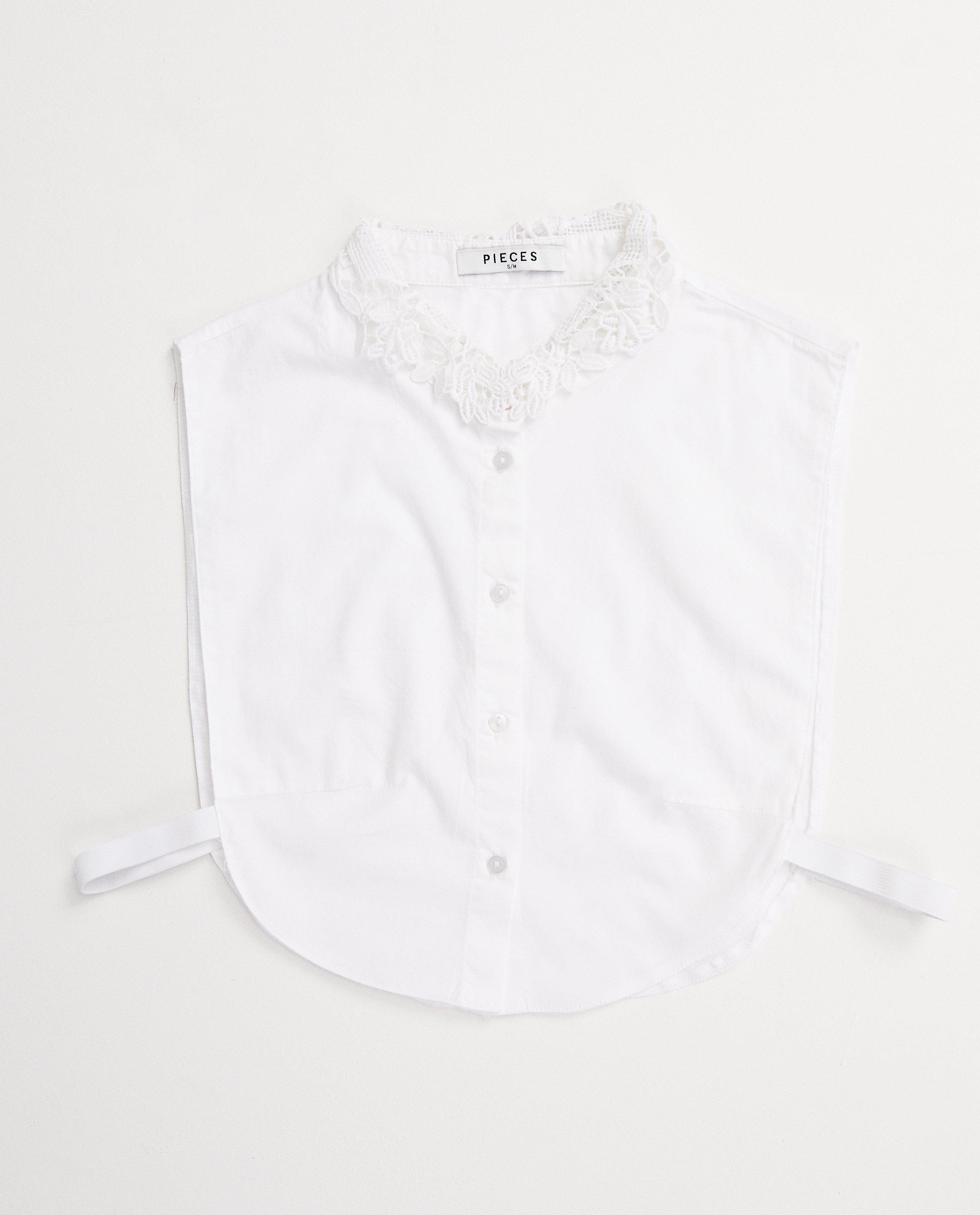 Witte kraag met kant Pieces - bloemenkant - Pieces